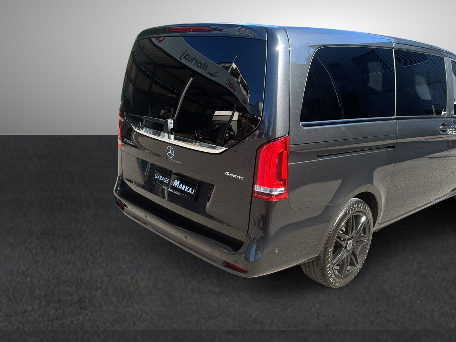 MERCEDES-BENZ V 300 d lang Avantgarde 4Matic 9G-Tronic-image-20