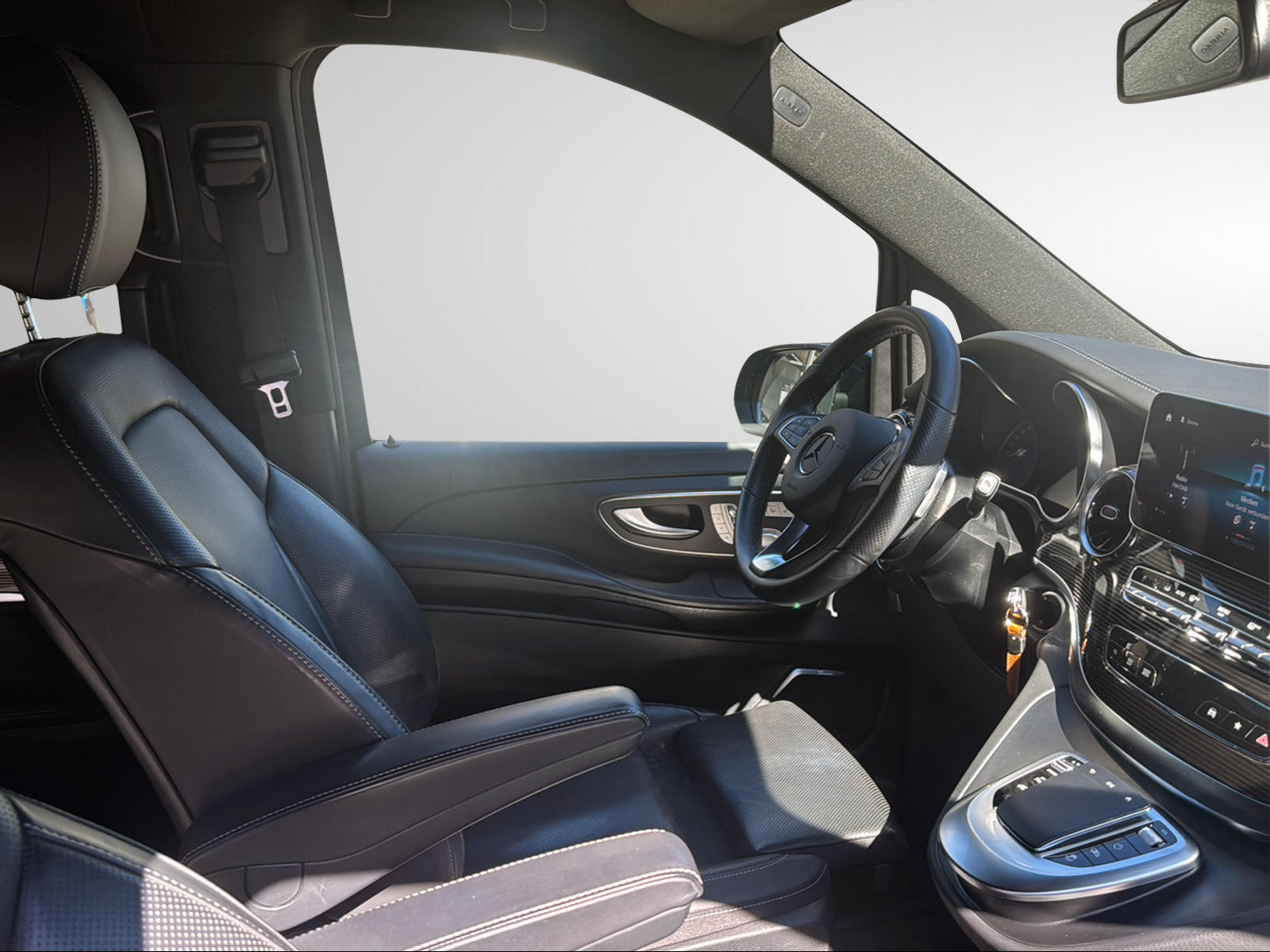 MERCEDES-BENZ V 300 d lang Avantgarde 4Matic 9G-Tronic-image-28