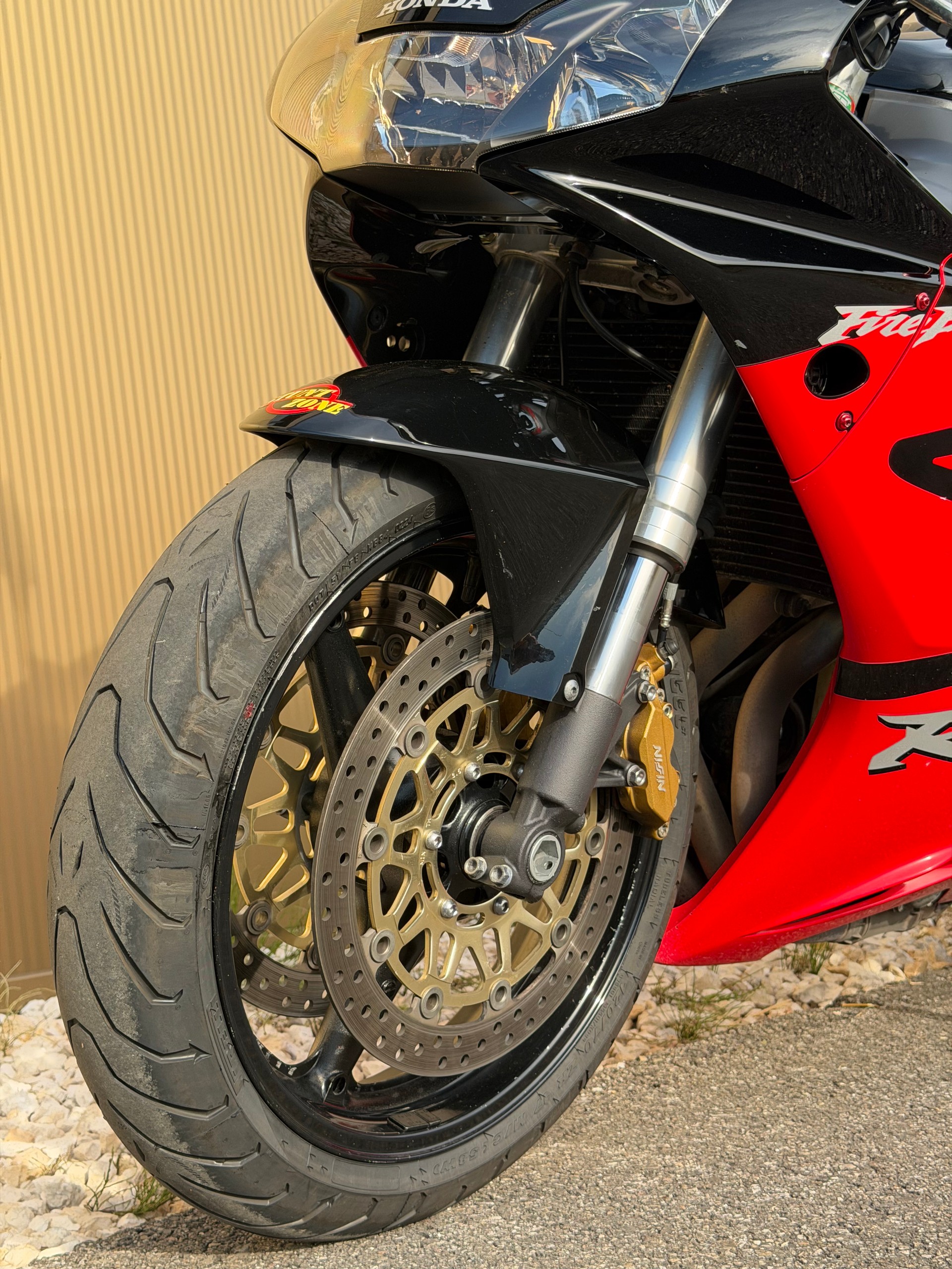 HONDA CBR 900 RR Fireblade FI-image-8