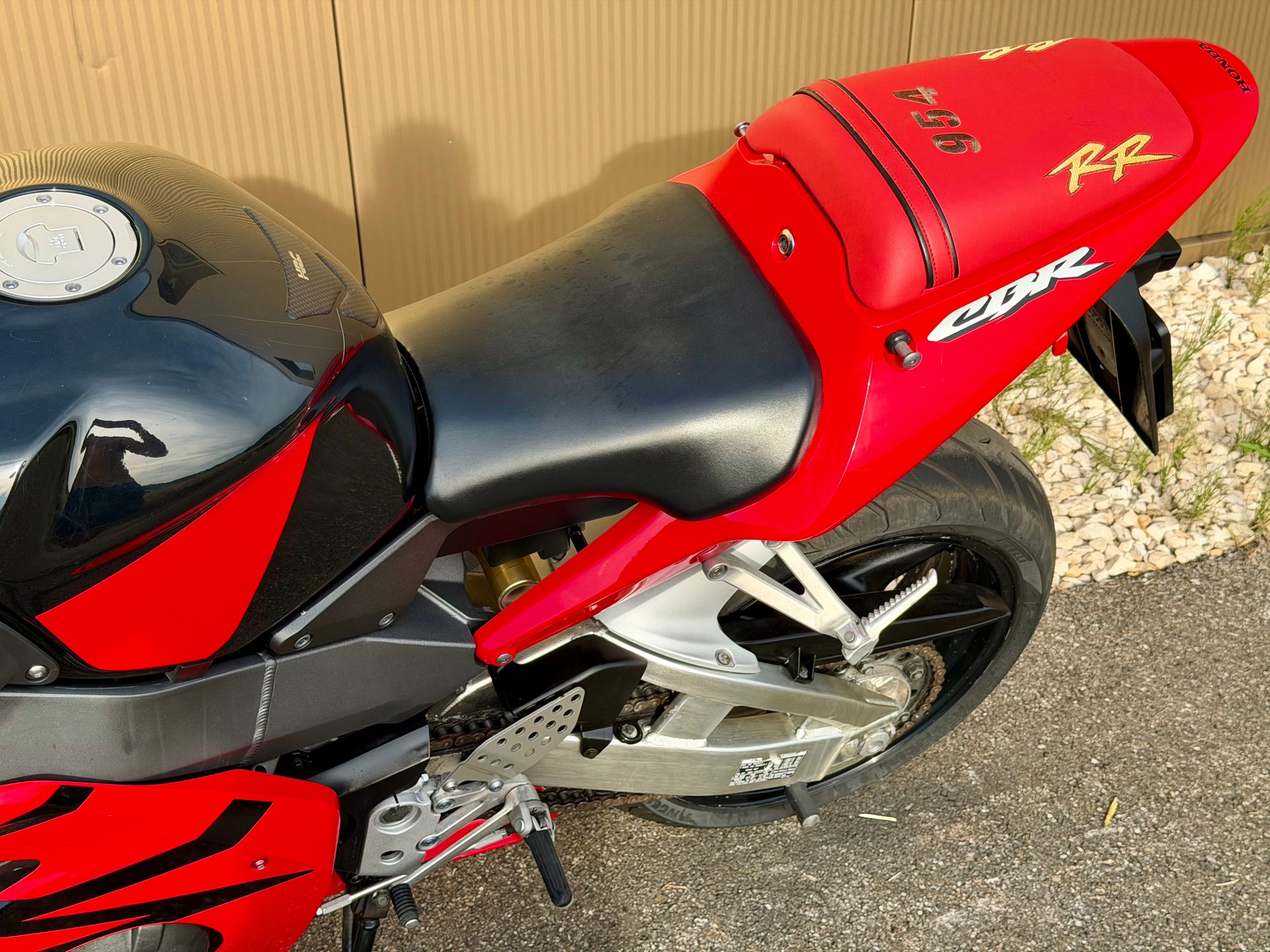 HONDA CBR 900 RR Fireblade FI-image-14