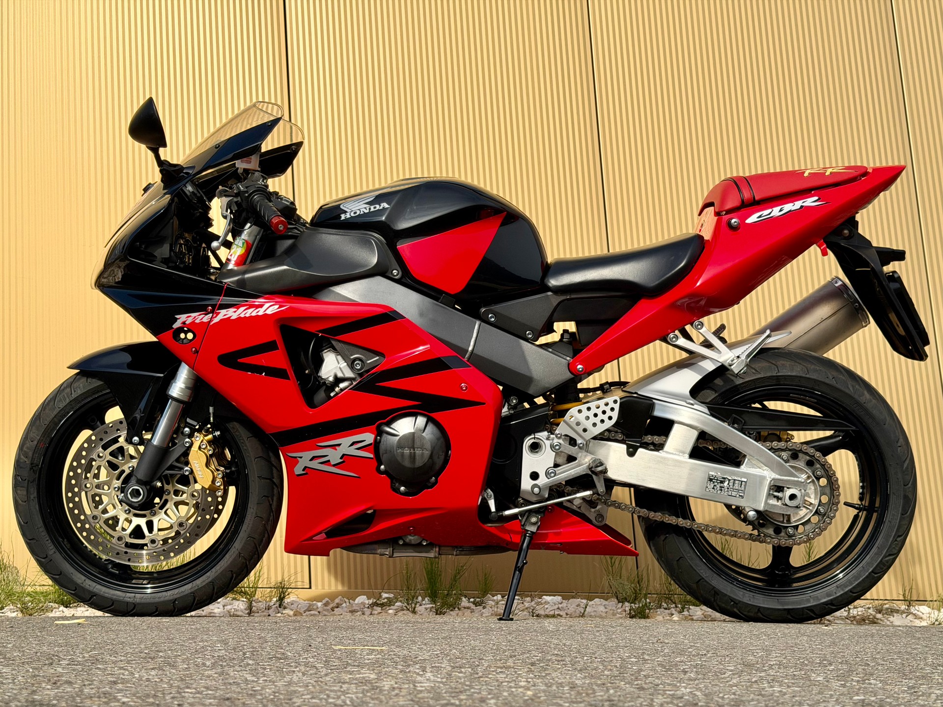 HONDA CBR 900 RR Fireblade FI-image-10