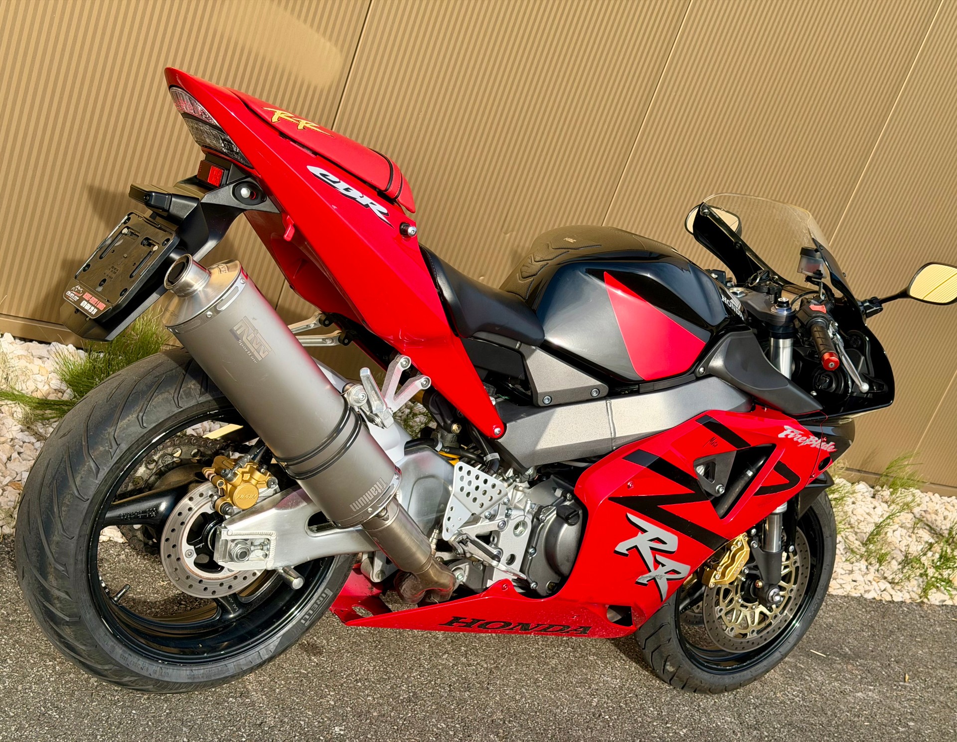 HONDA CBR 900 RR Fireblade FI-image-4
