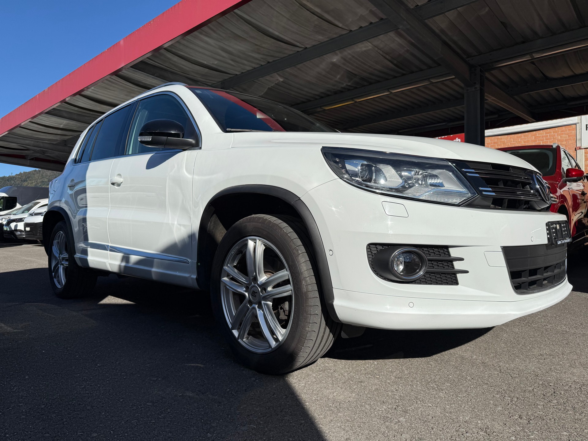 VW Tiguan 2.0 TDI BlueMotion Sport 4Motion