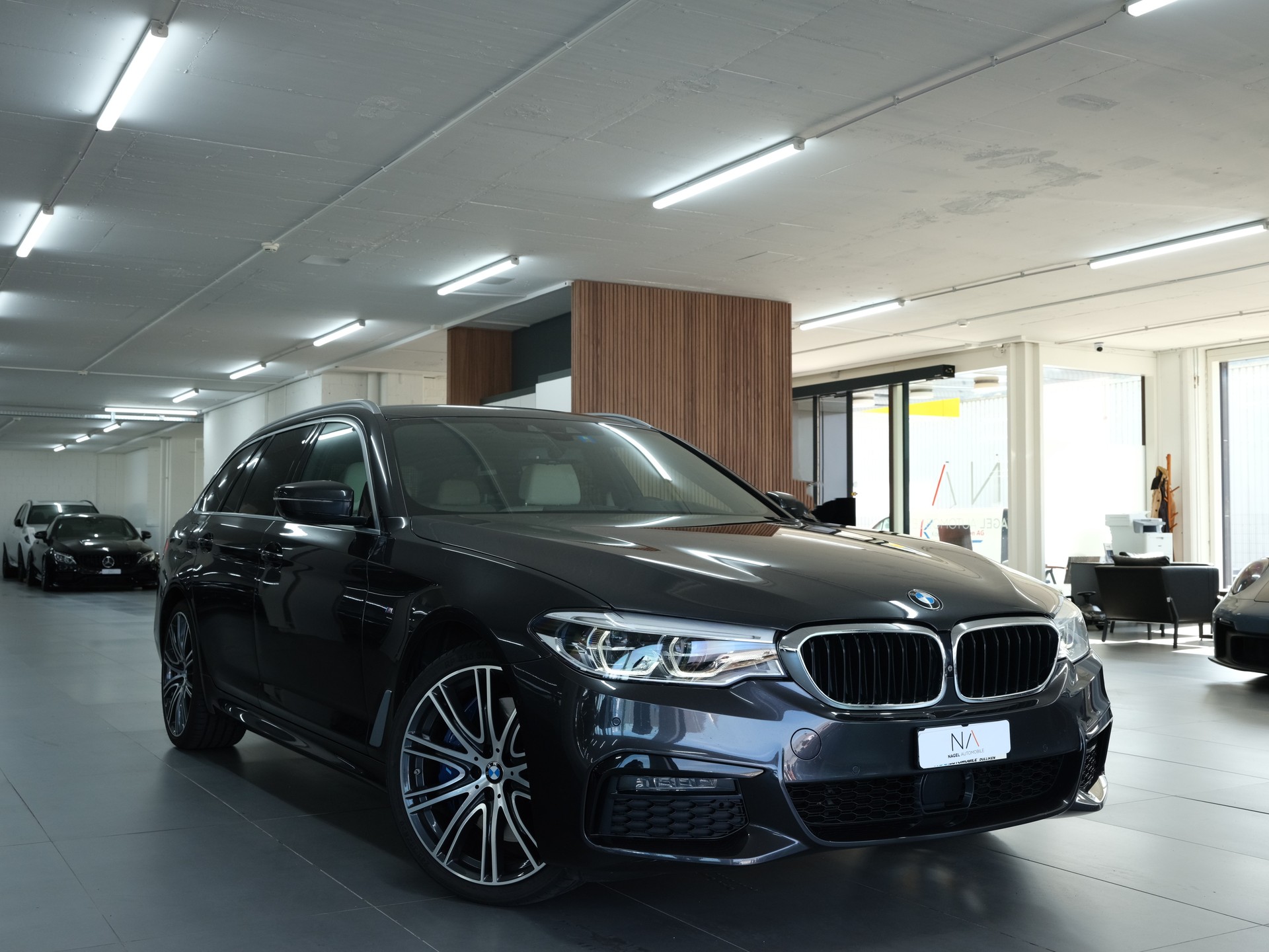 BMW 540i xDrive Touring Sport Line Steptronic *Rückfahrkamera* *Leder*