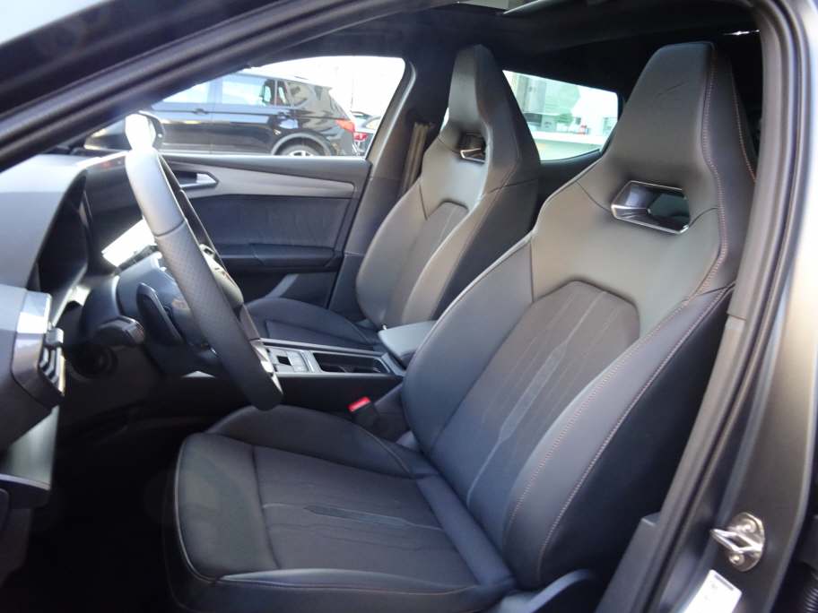 CUPRA Cupra Leon 1.4 eHybrid DSG-image-4