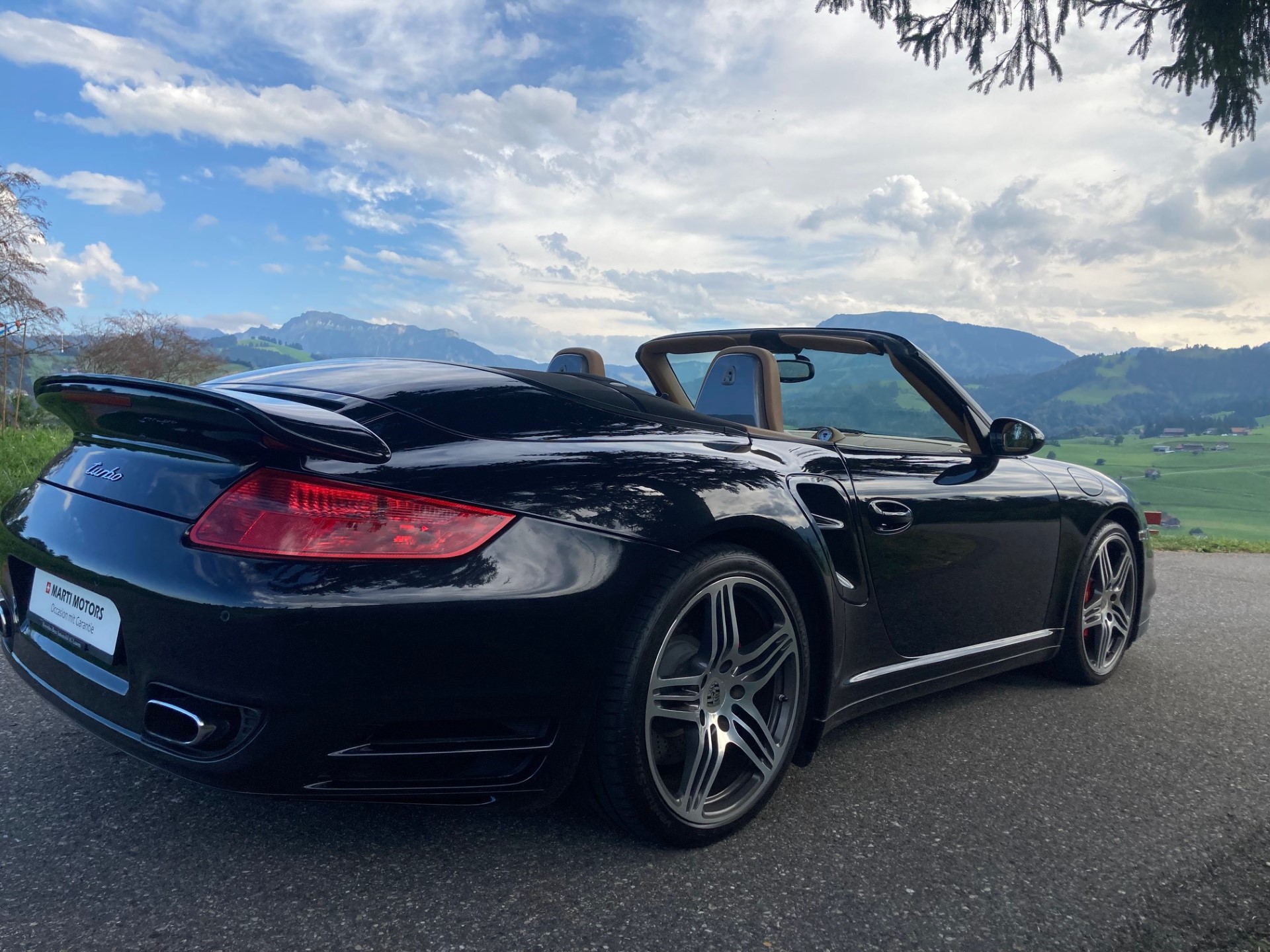 PORSCHE 911 Cabrio Turbo-image-6