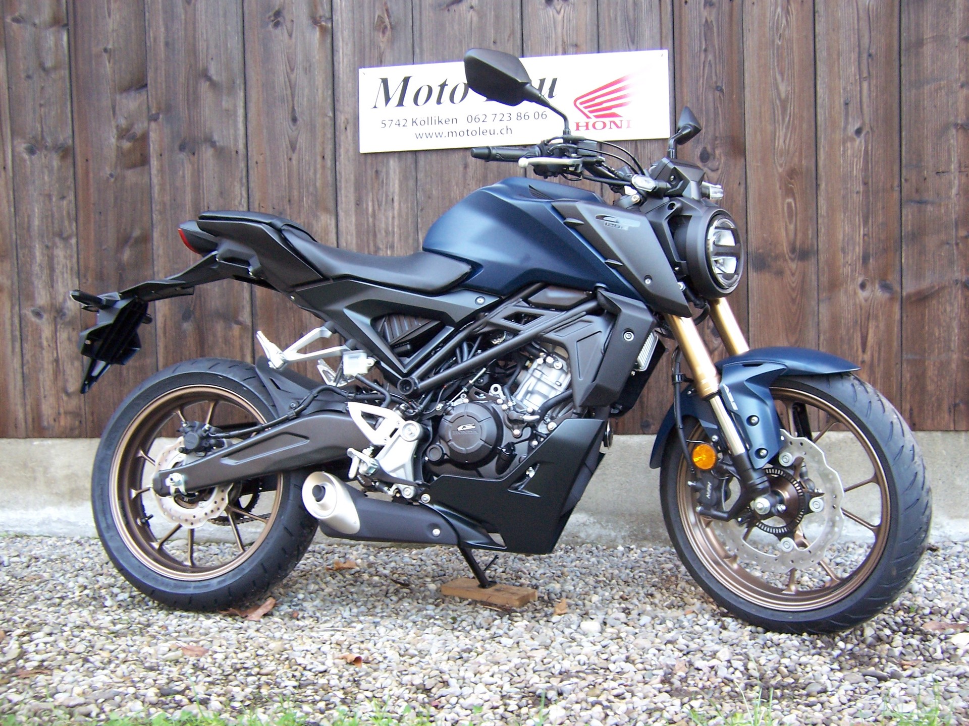 HONDA CB 125 R-image-8