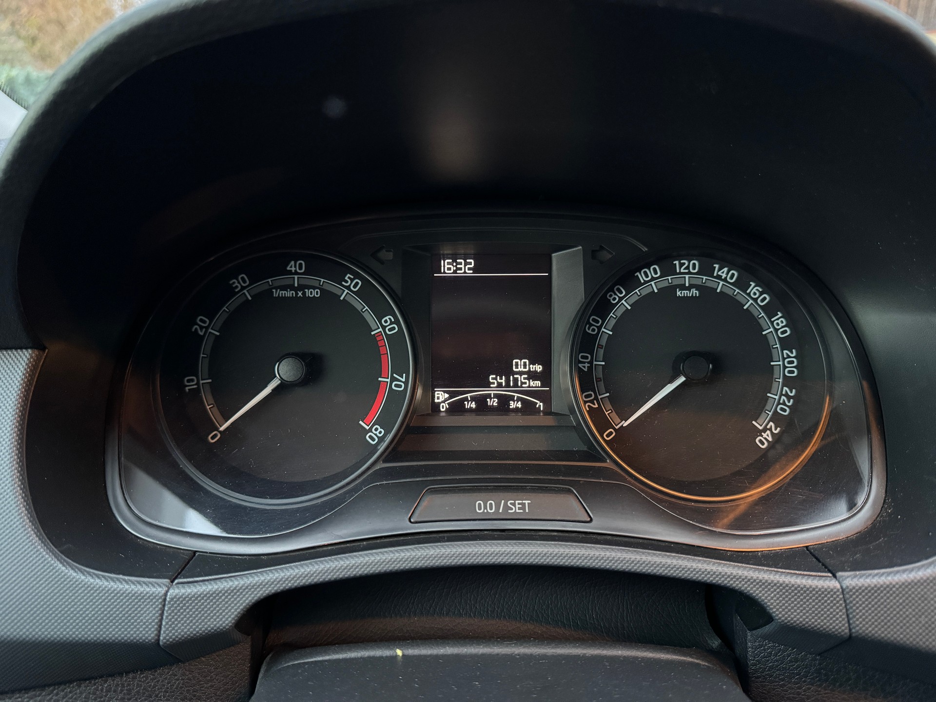SKODA Fabia 1.0 MPI Active-image-8