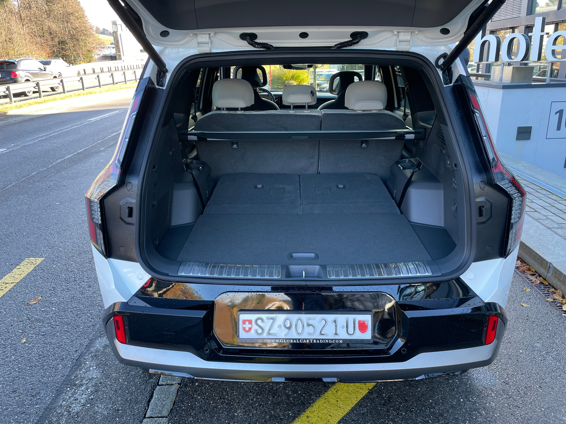 KIA EV9 99,8 kWh GT-Line 4x4 mit Panoramadach-image-7