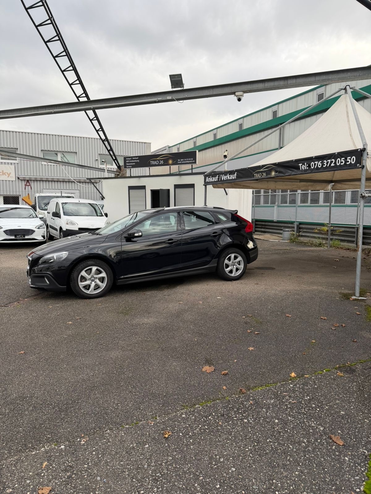 VOLVO V40 Cross Country T4 2.0 AWD Family Ed. Geartr.-image-7
