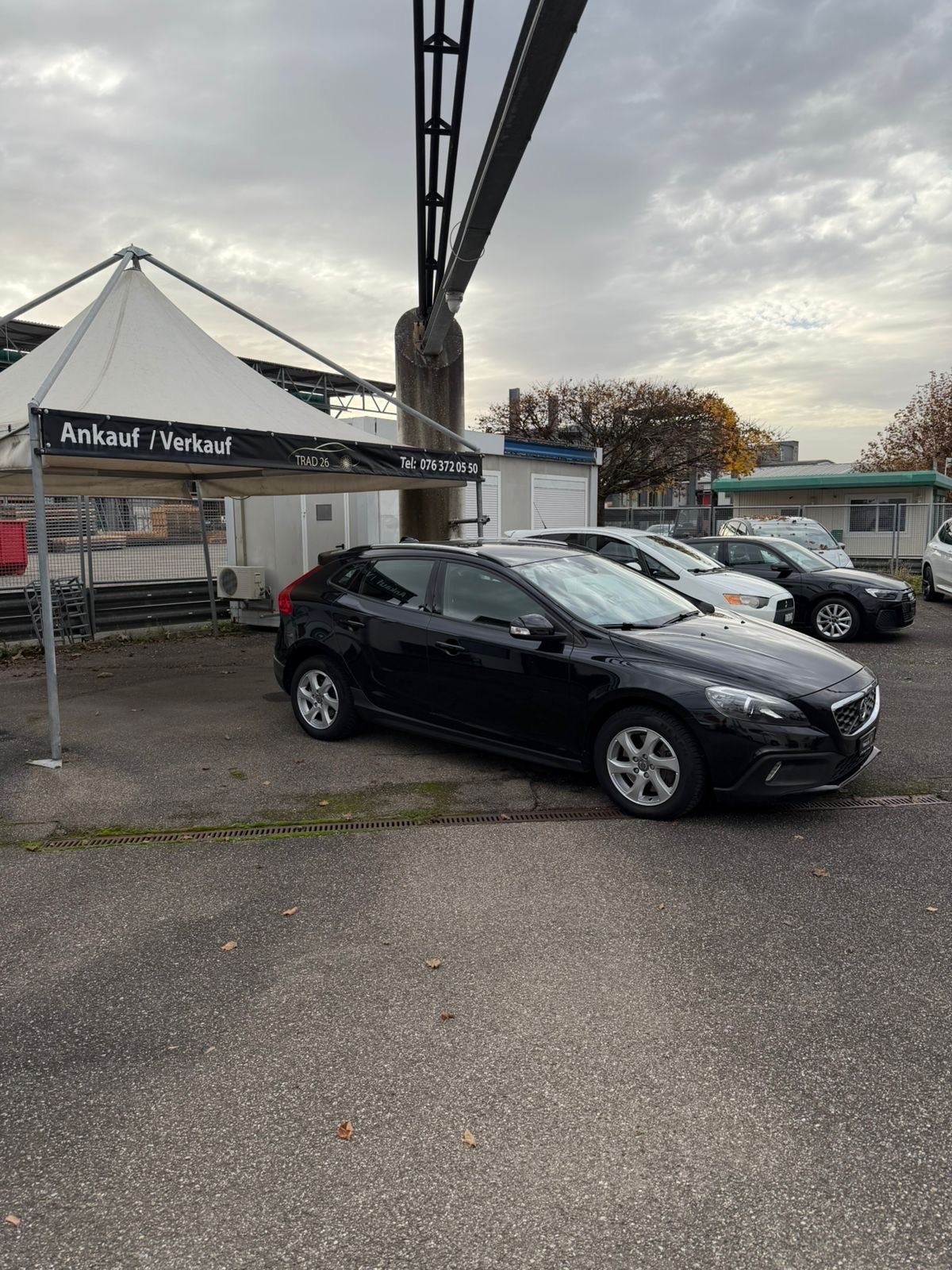 VOLVO V40 Cross Country T4 2.0 AWD Family Ed. Geartr.-image-8
