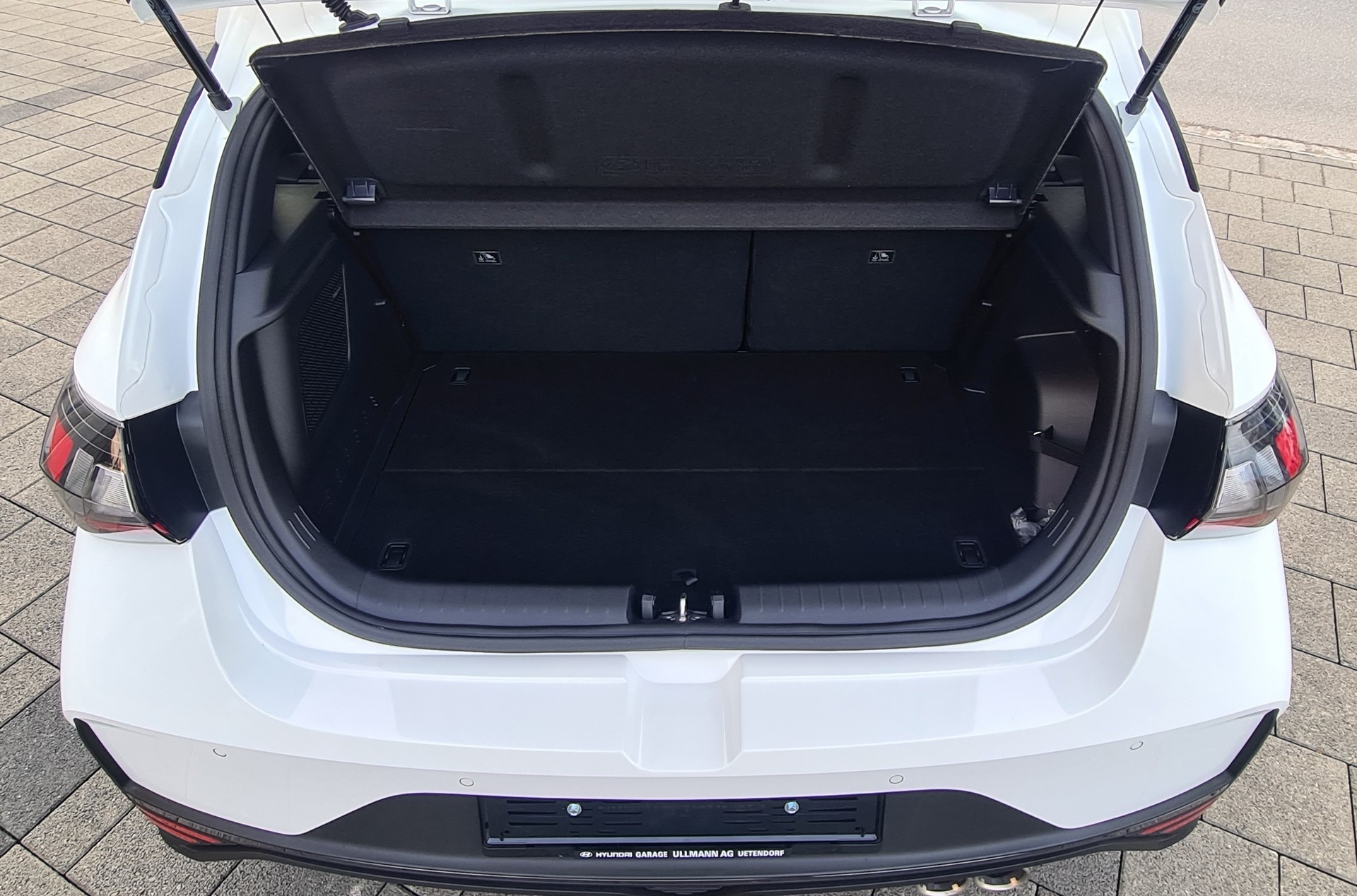 HYUNDAI i20 1.0 T-GDi N-Line DCT-image-12
