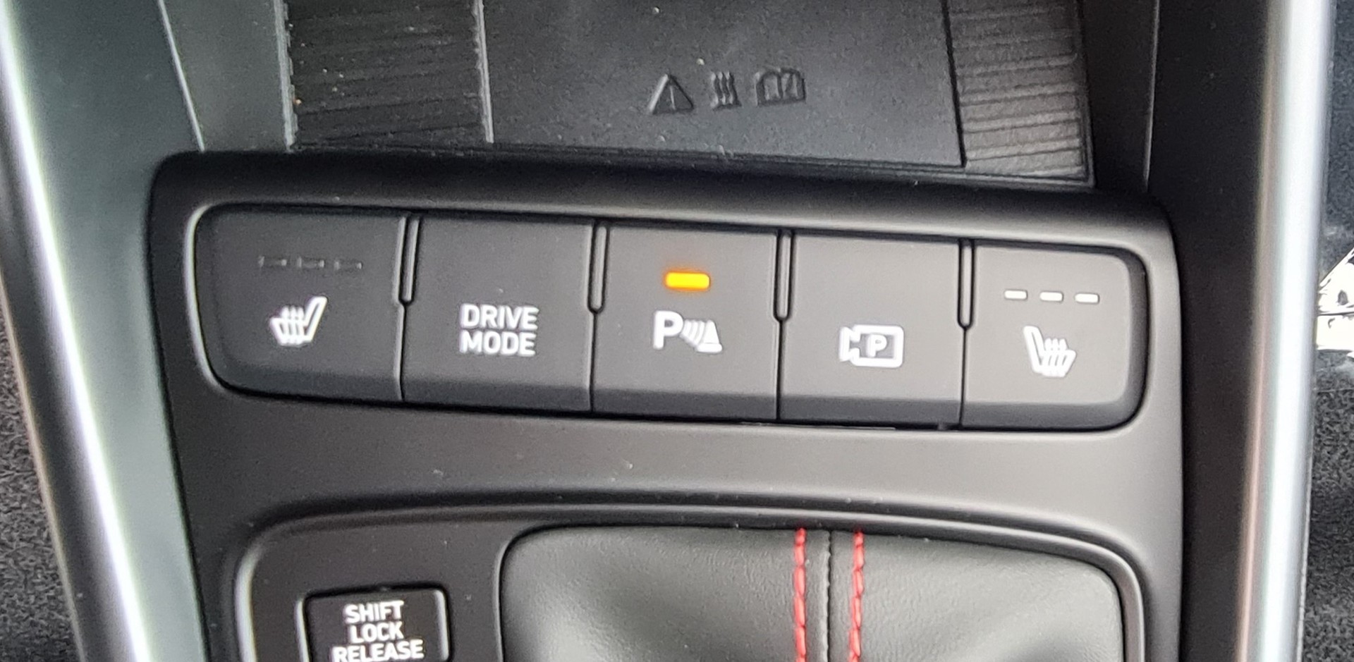 HYUNDAI i20 1.0 T-GDi N-Line DCT-image-15