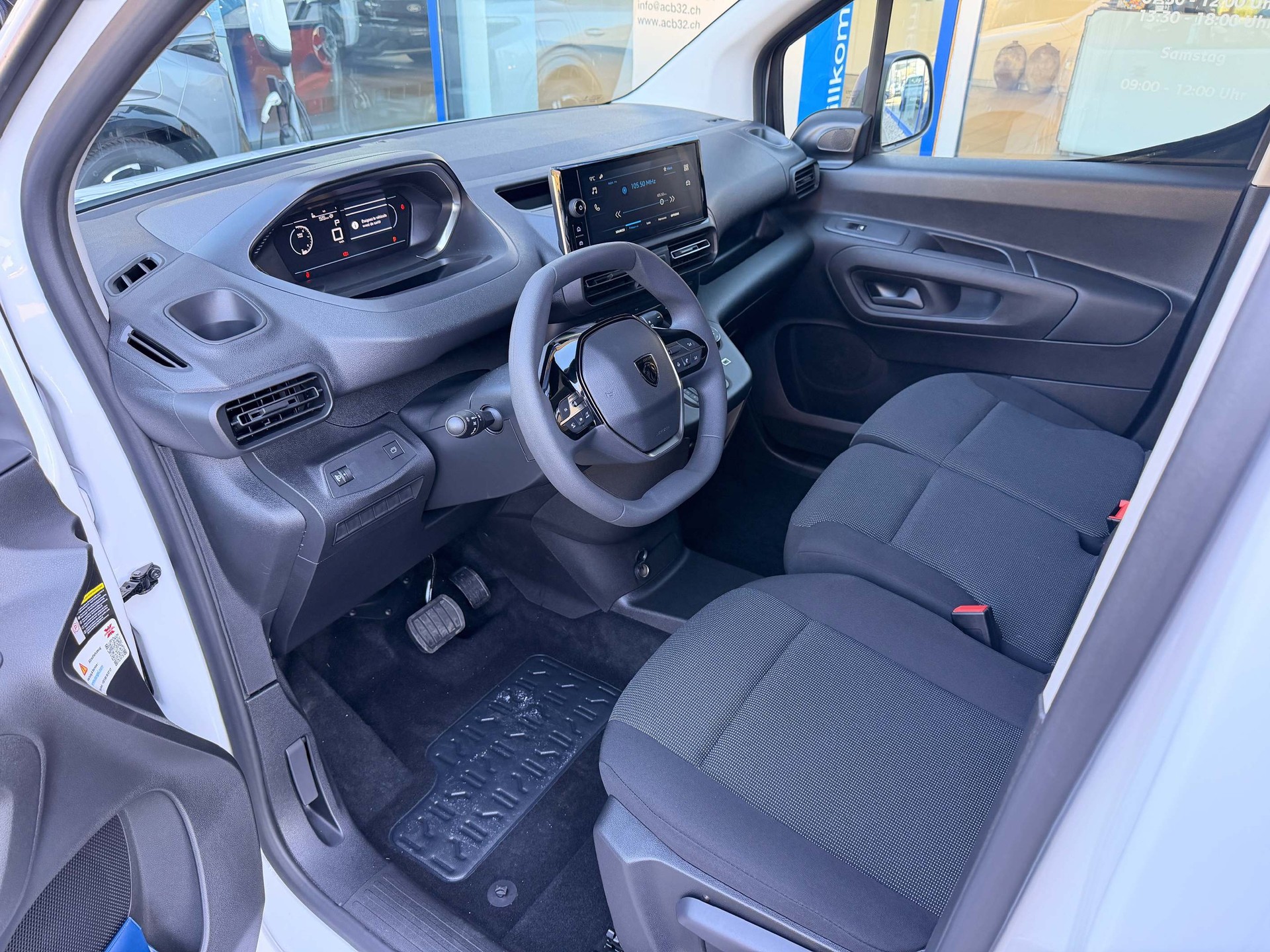 PEUGEOT Partner Kaw. 1000 Long 1.5 BlueHDI 130 S/S 4x4-image-11