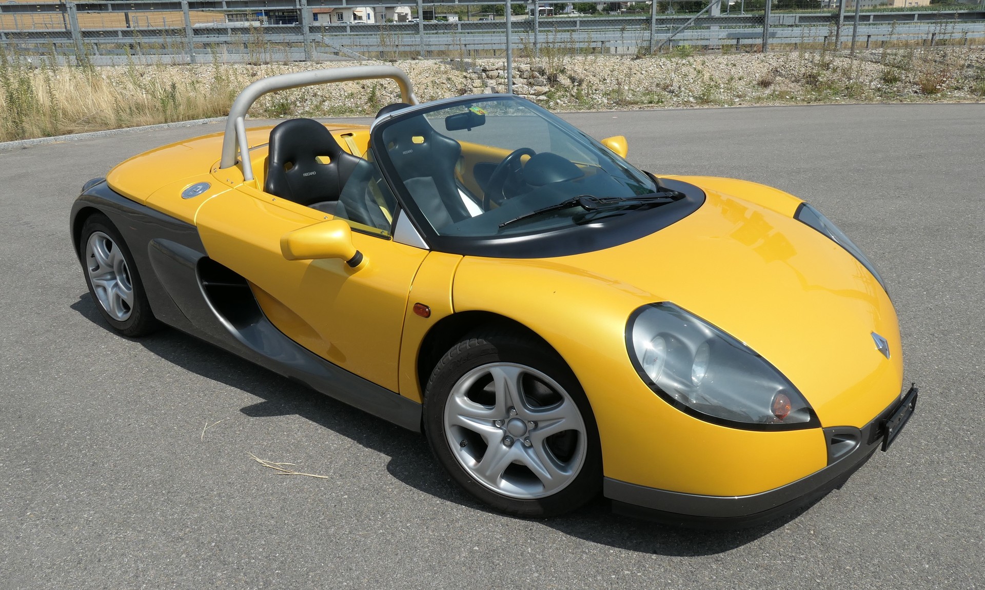 RENAULT Spider 2.0 16V pare-brise-image-2
