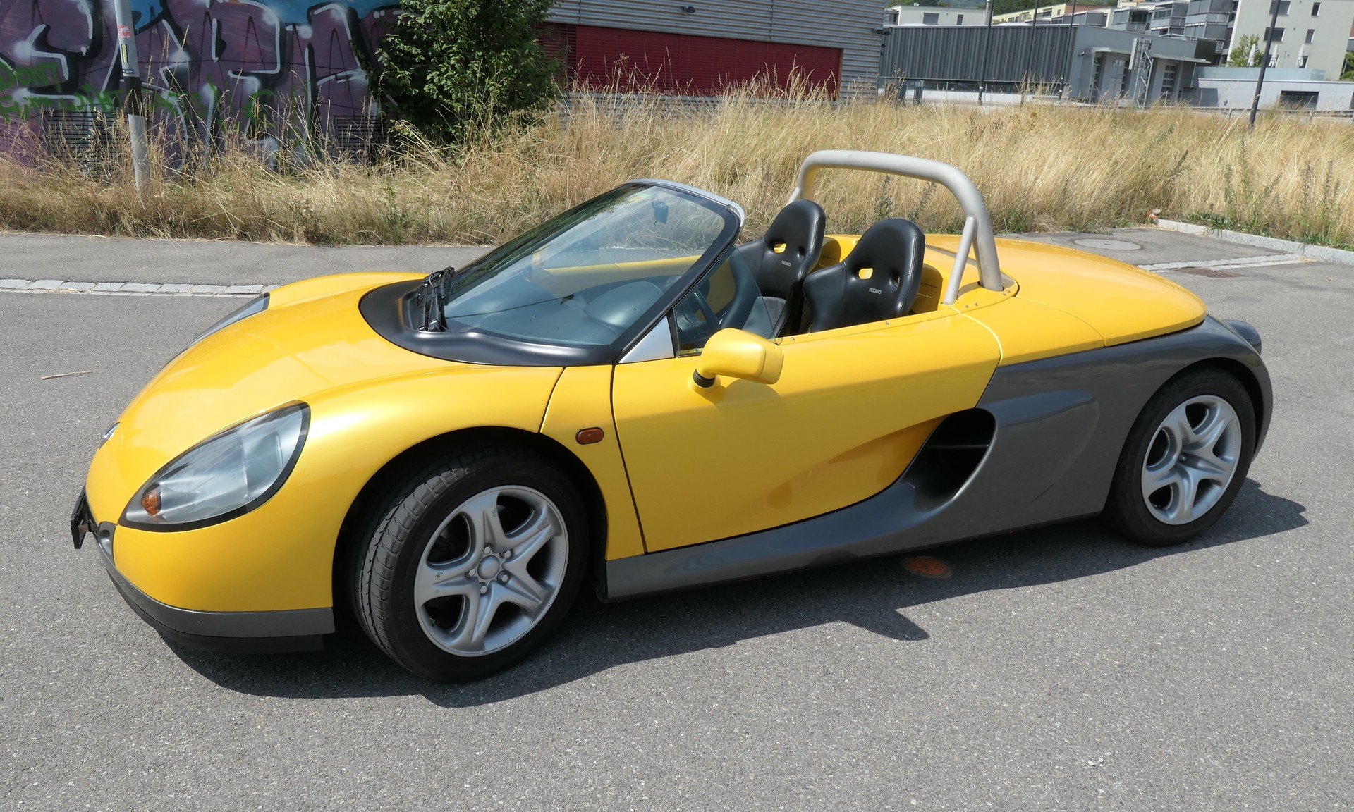 RENAULT Spider 2.0 16V pare-brise-image-1