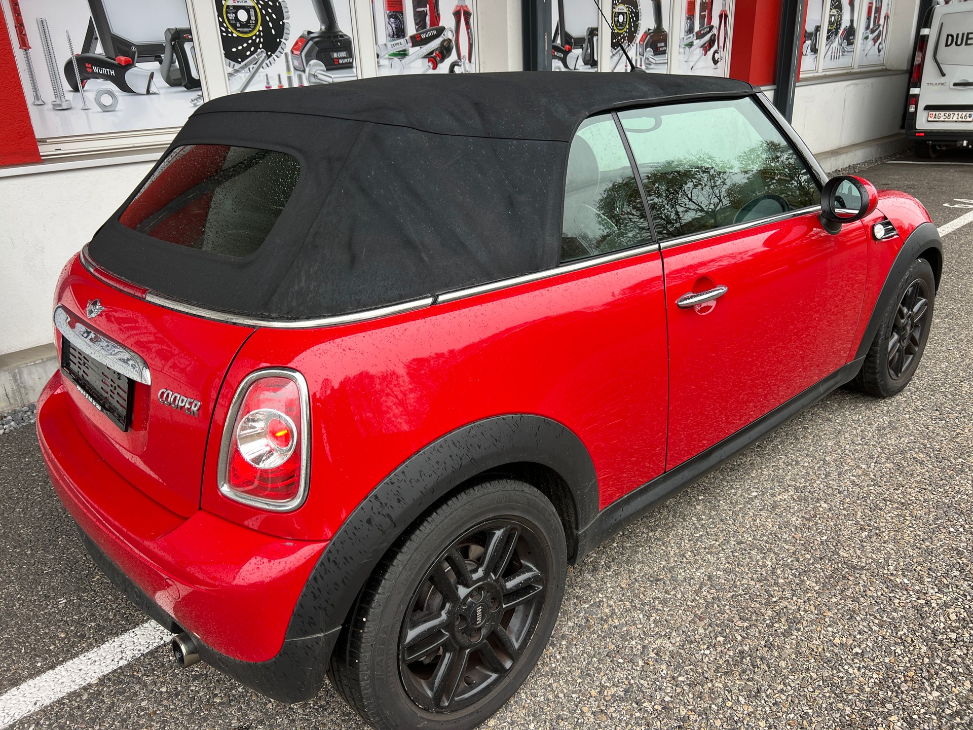 MINI CABRIO-image-12