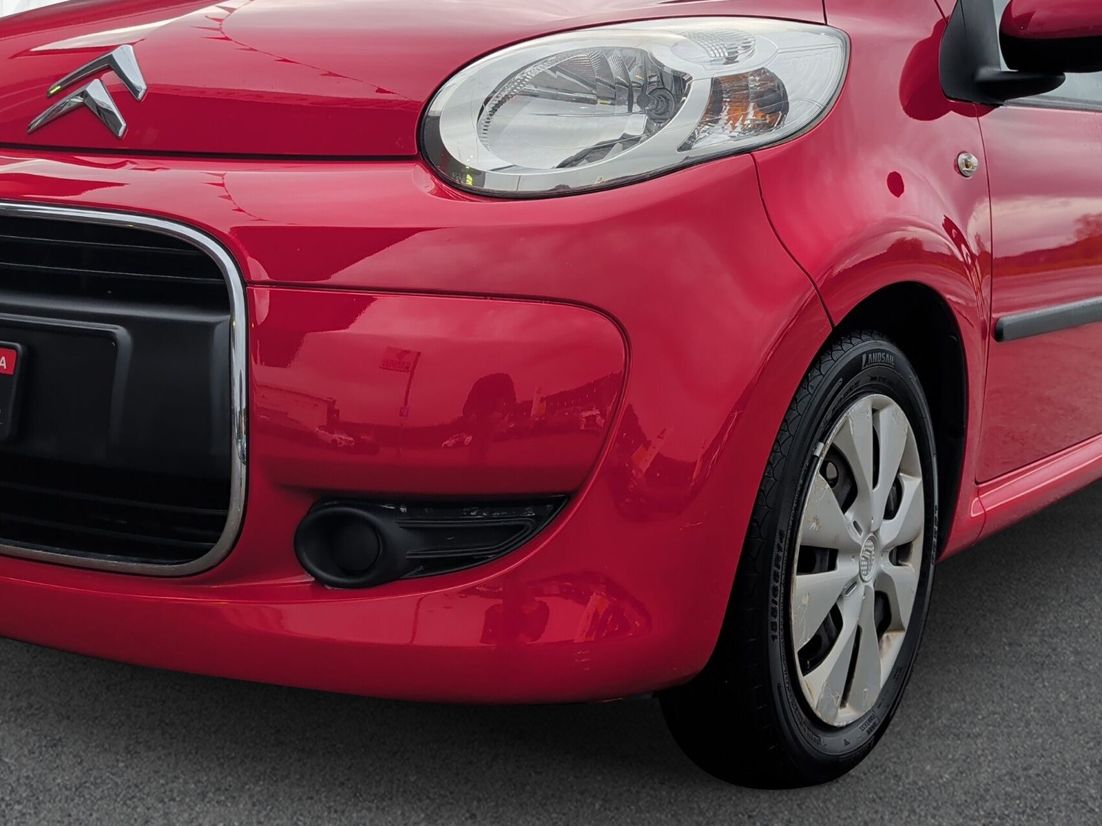 CITROEN C1 1.0i Chic SensoDrive-image-6