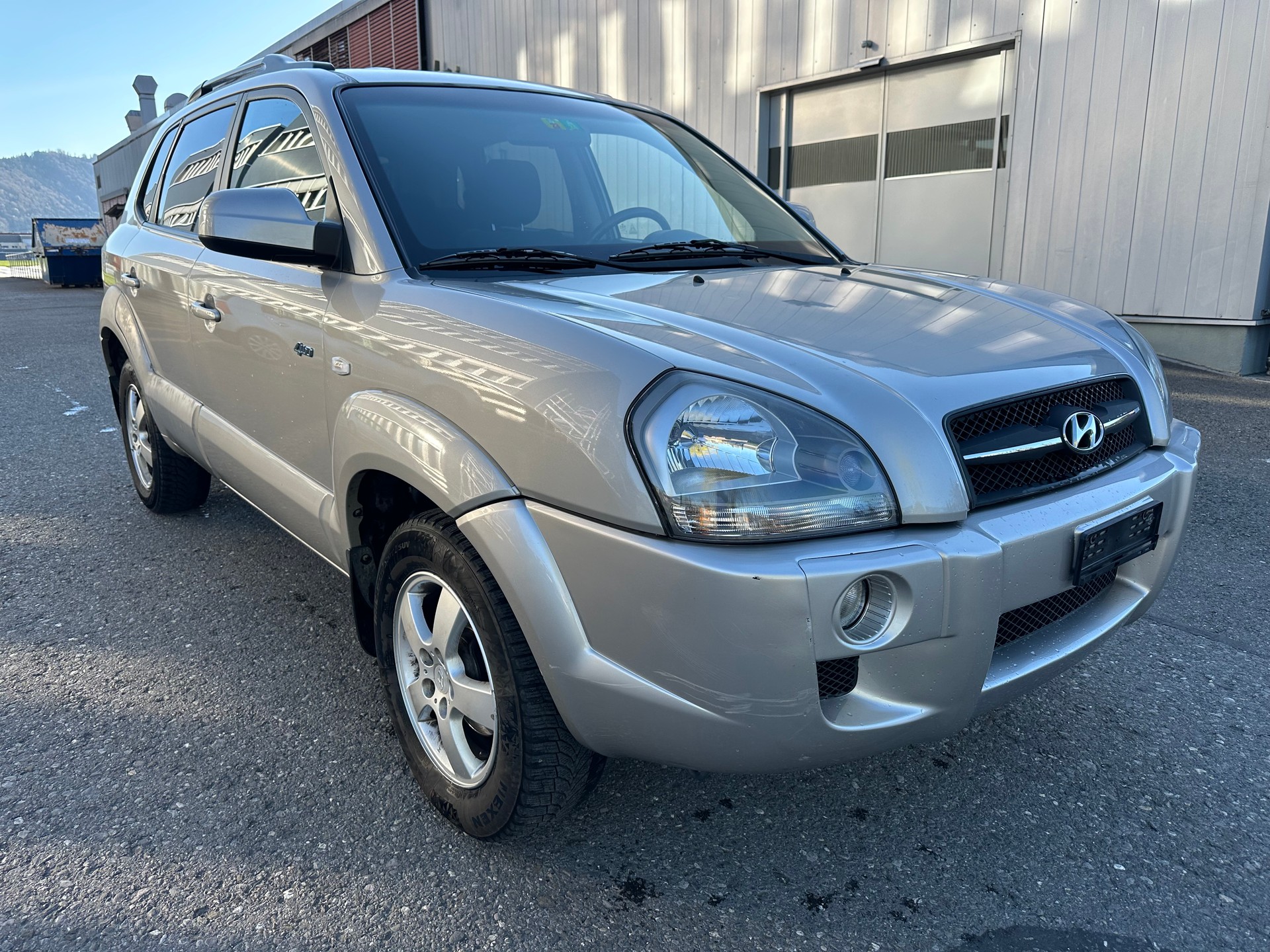 HYUNDAI Tucson 2.0 16V GLS 4WD-image-2