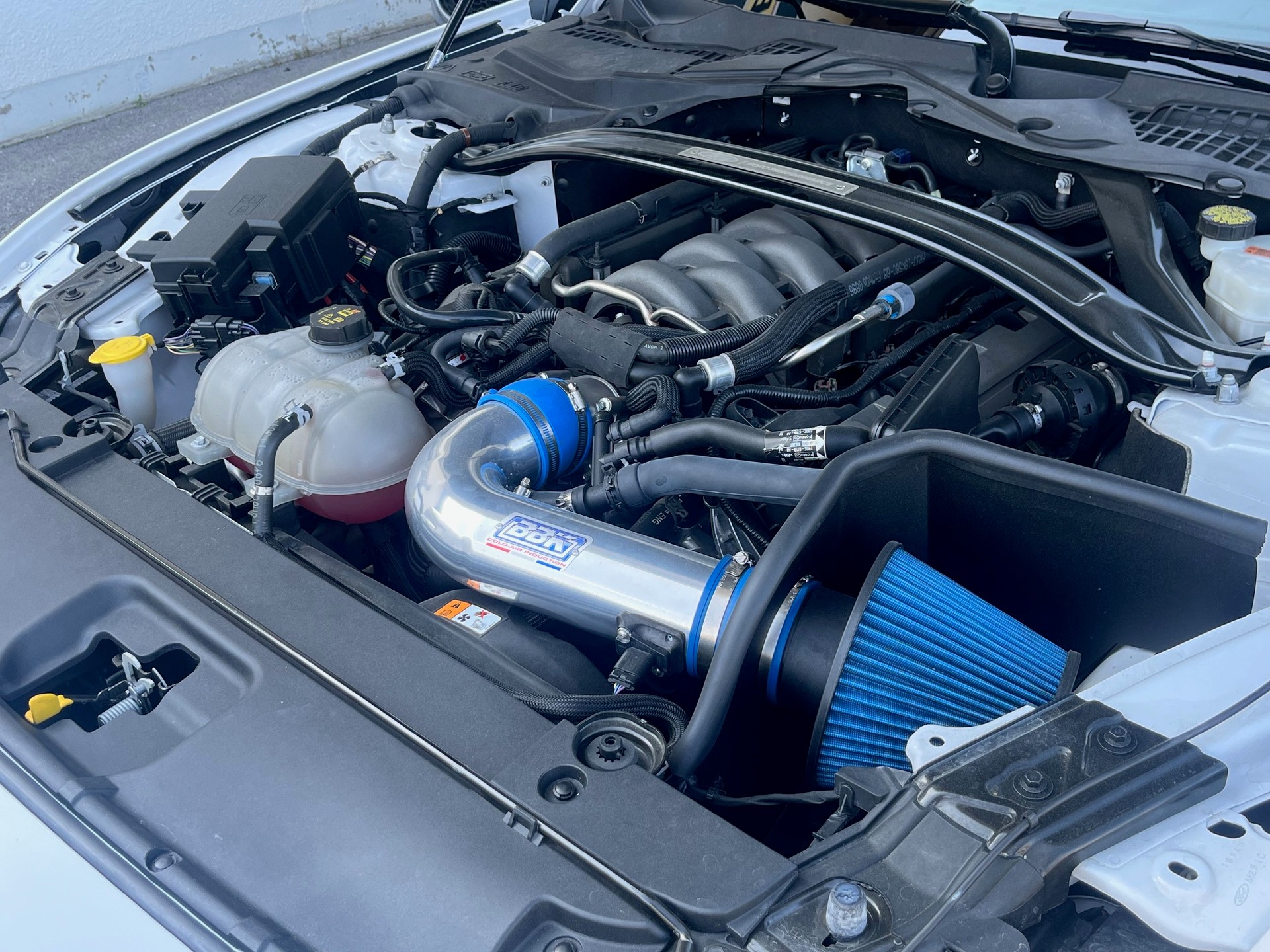FORD Mustang Fastback 5.0 V8 GT-image-9