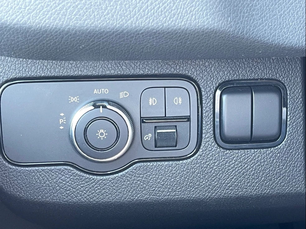 MERCEDES-BENZ Sprinter 316 CDI Standard 7G-Tronic-image-22
