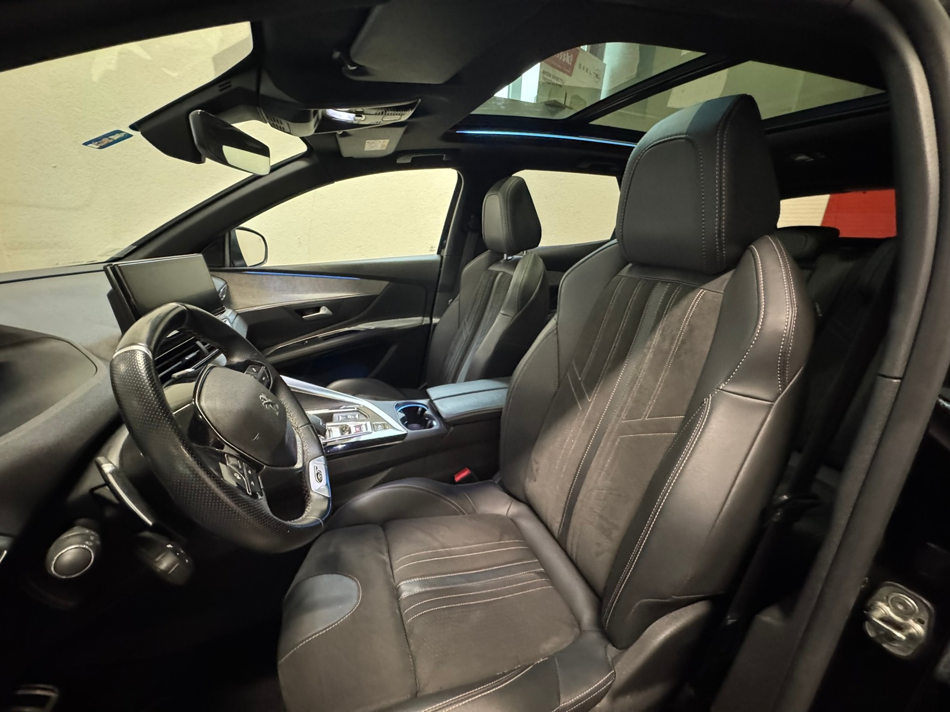 PEUGEOT 3008 1.5 BlueHDi GT EAT8-image-5