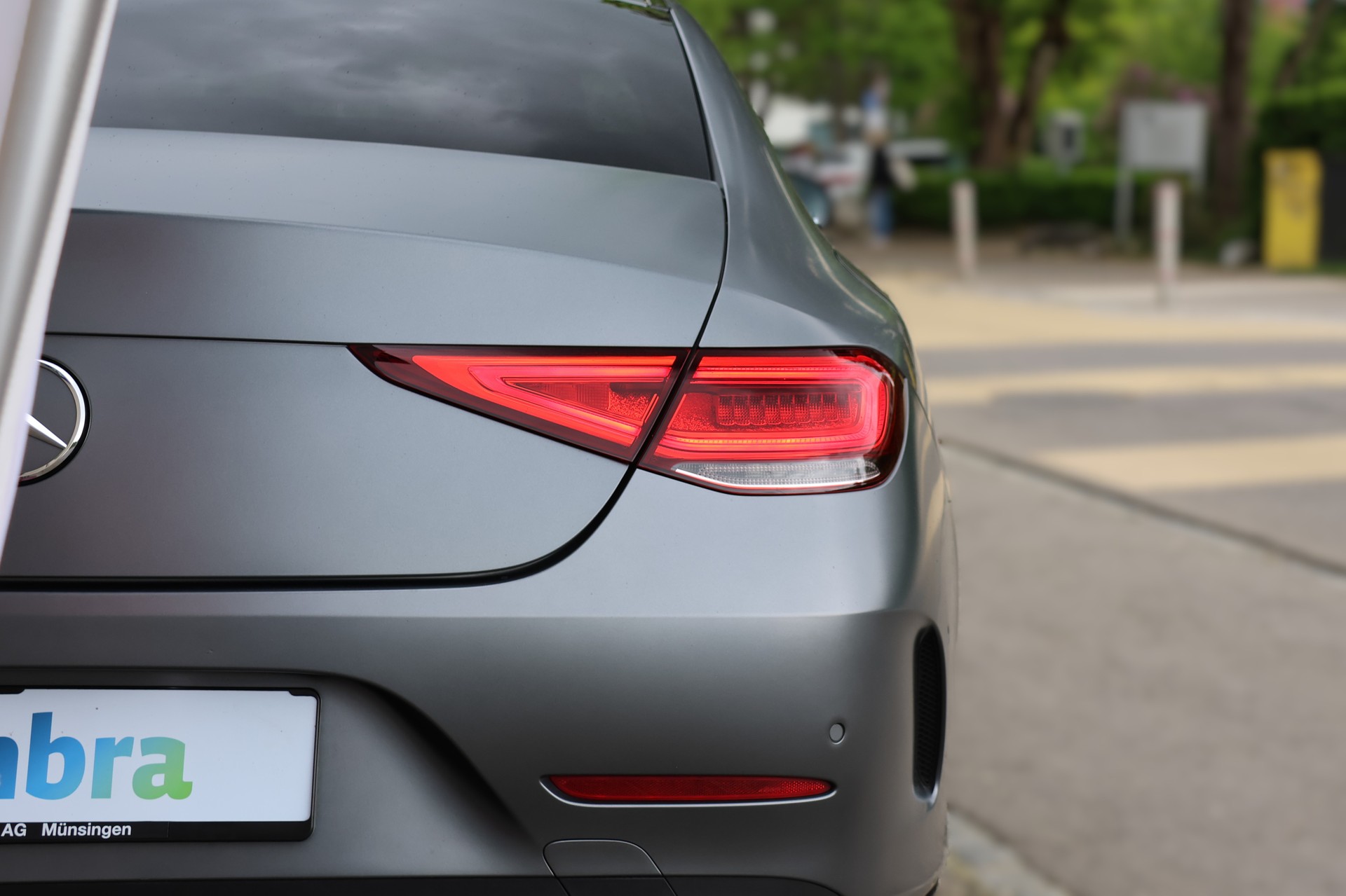 MERCEDES-BENZ CLS 450 4Matic Edition 1 AMG Line-image-6