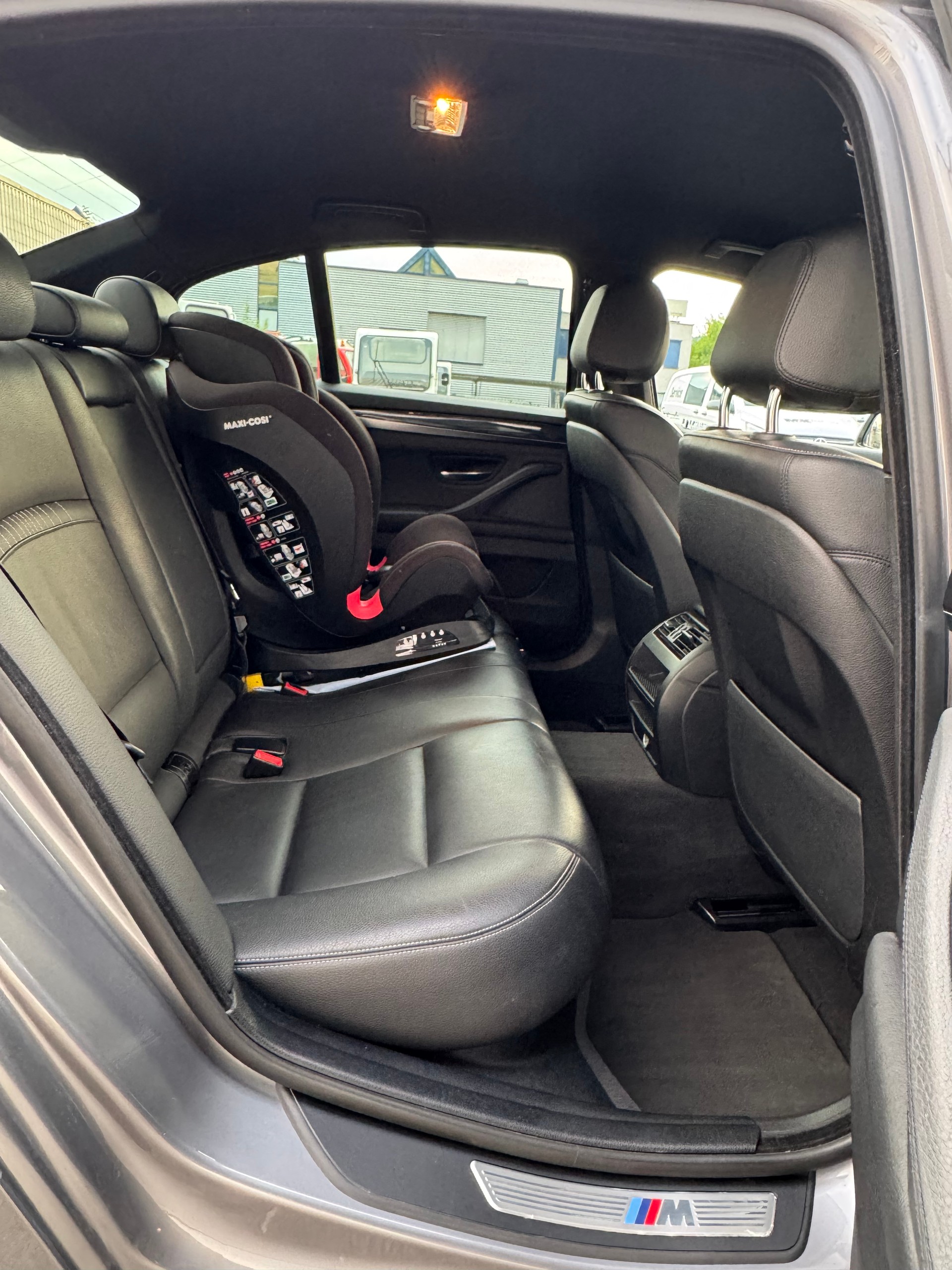 BMW 525d xDrive Steptronic-image-10