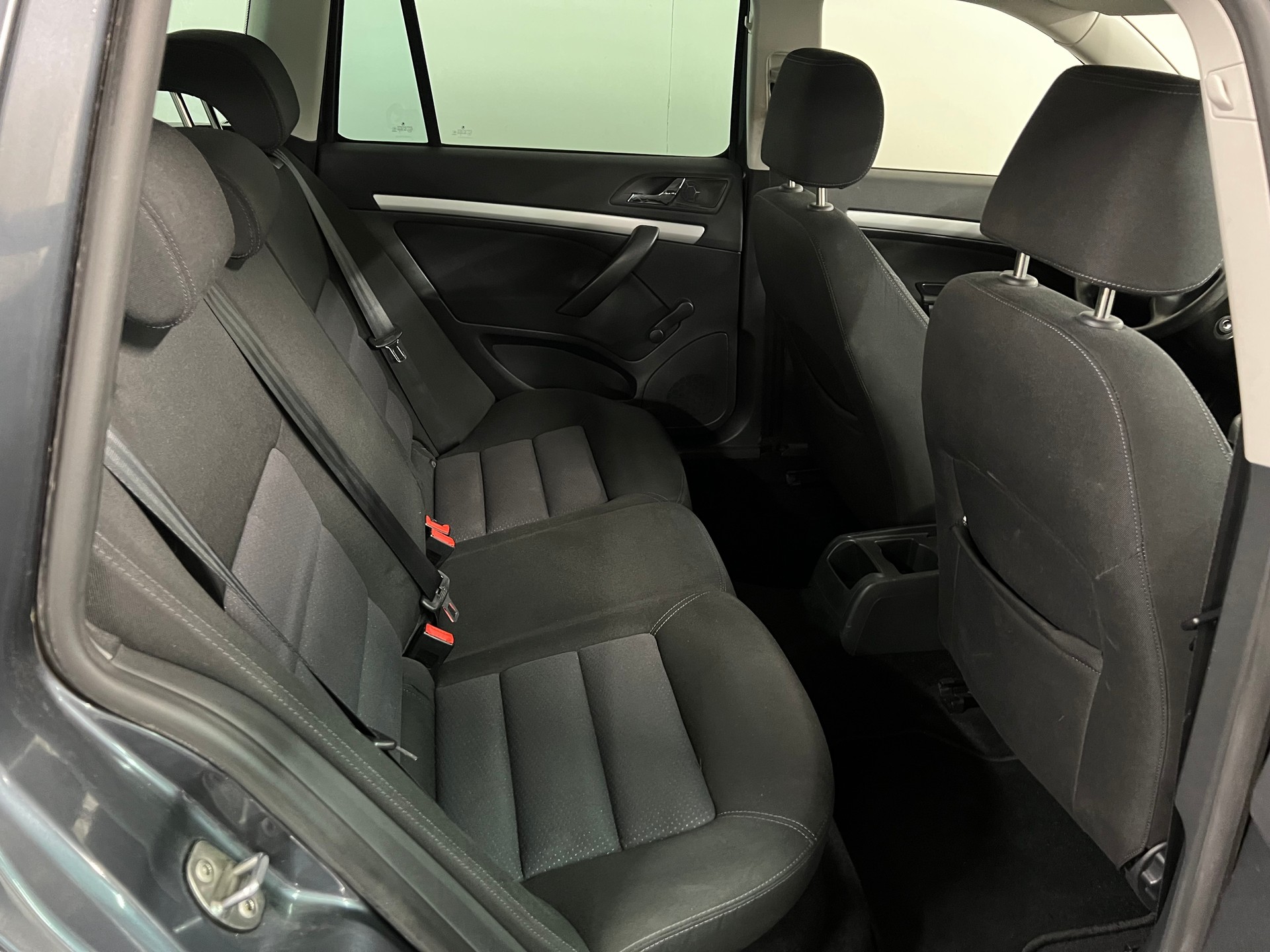 SKODA Octavia 1.9 TDI Swiss Ice Hockey 4x4-image-11