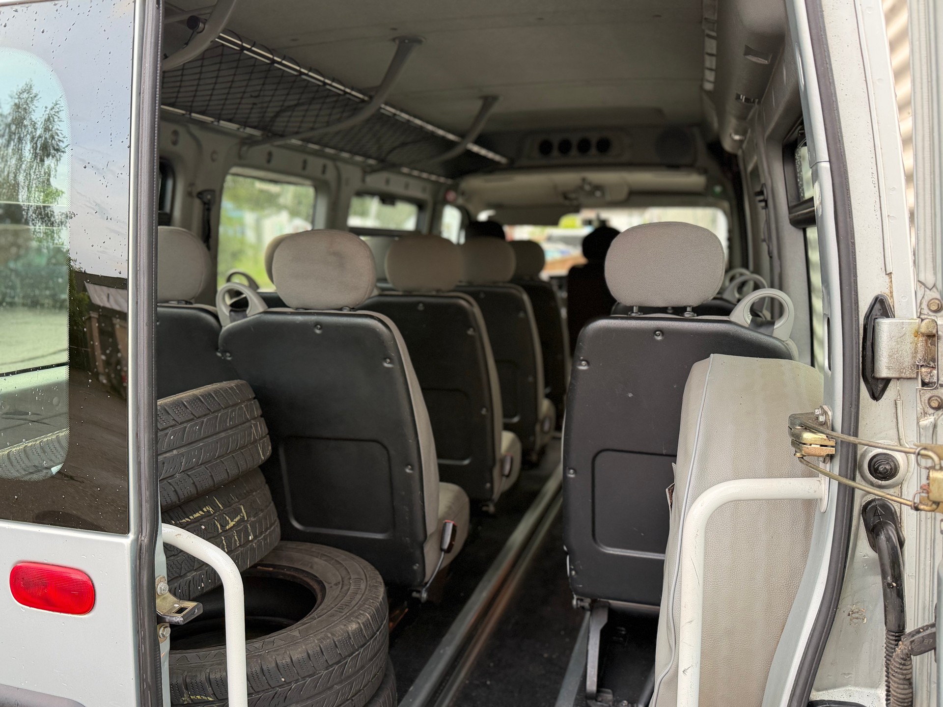 RENAULT Master T35 2.5dCi Minibus-image-8