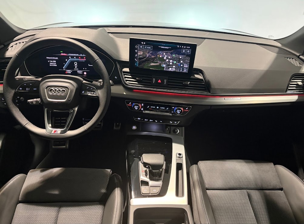 AUDI Q5 40 TDI S-line quattro S-tronic-image-11