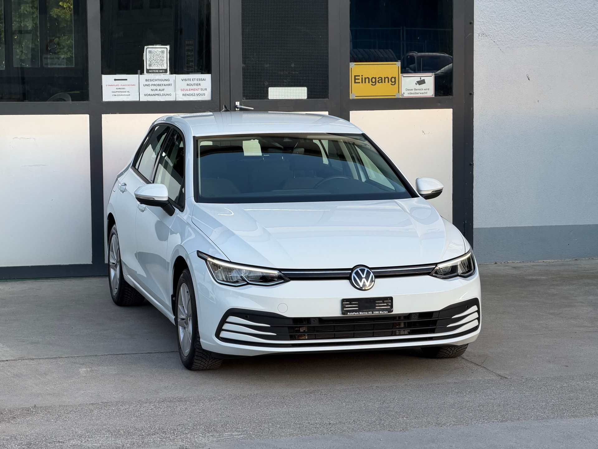 VW Golf 1.5 e TSI ACT Life DSG-showroom-element-3