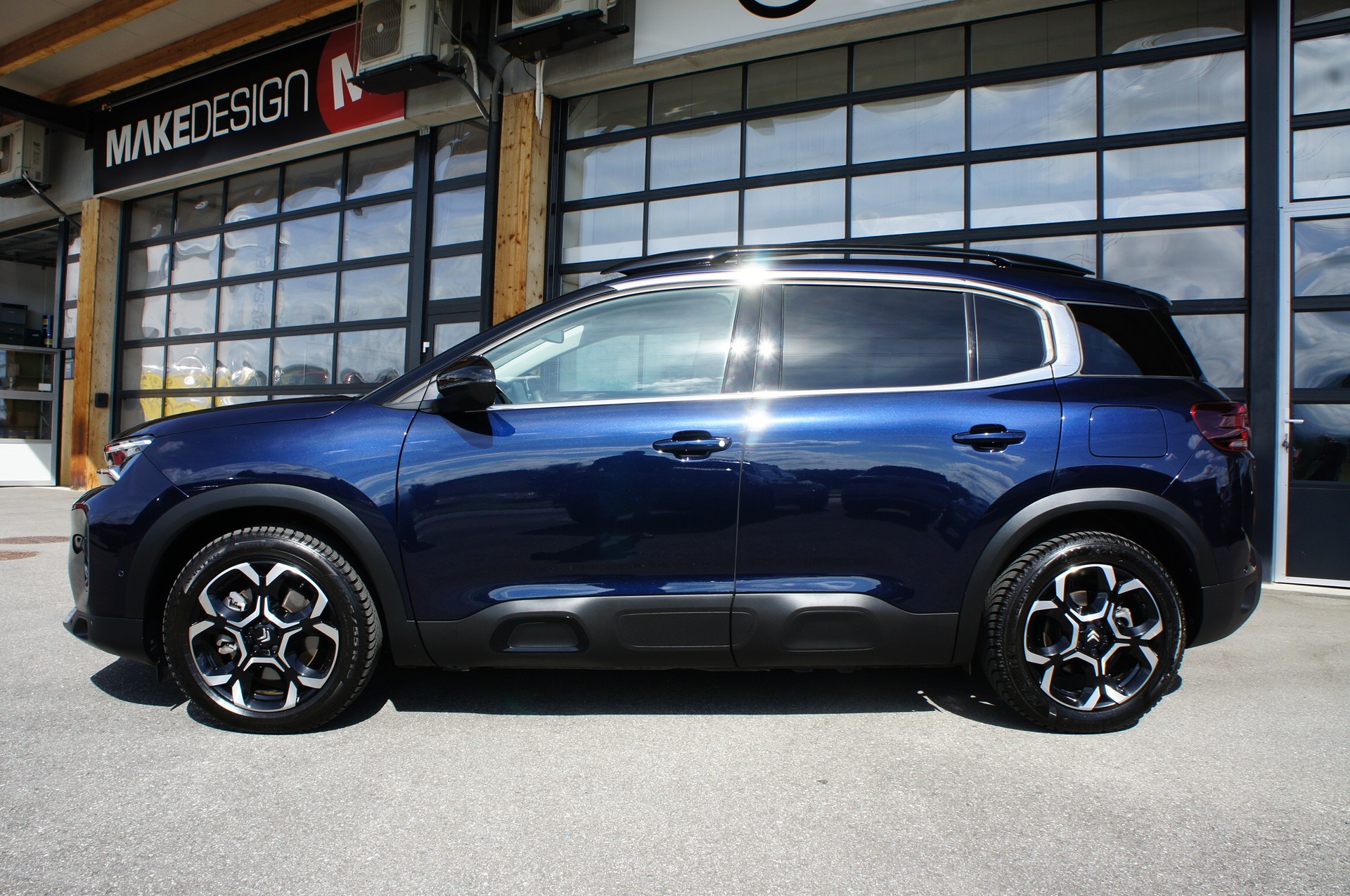 CITROEN C5 Aircross 1.6 PHEV Swiss Edition-showroom-element-1