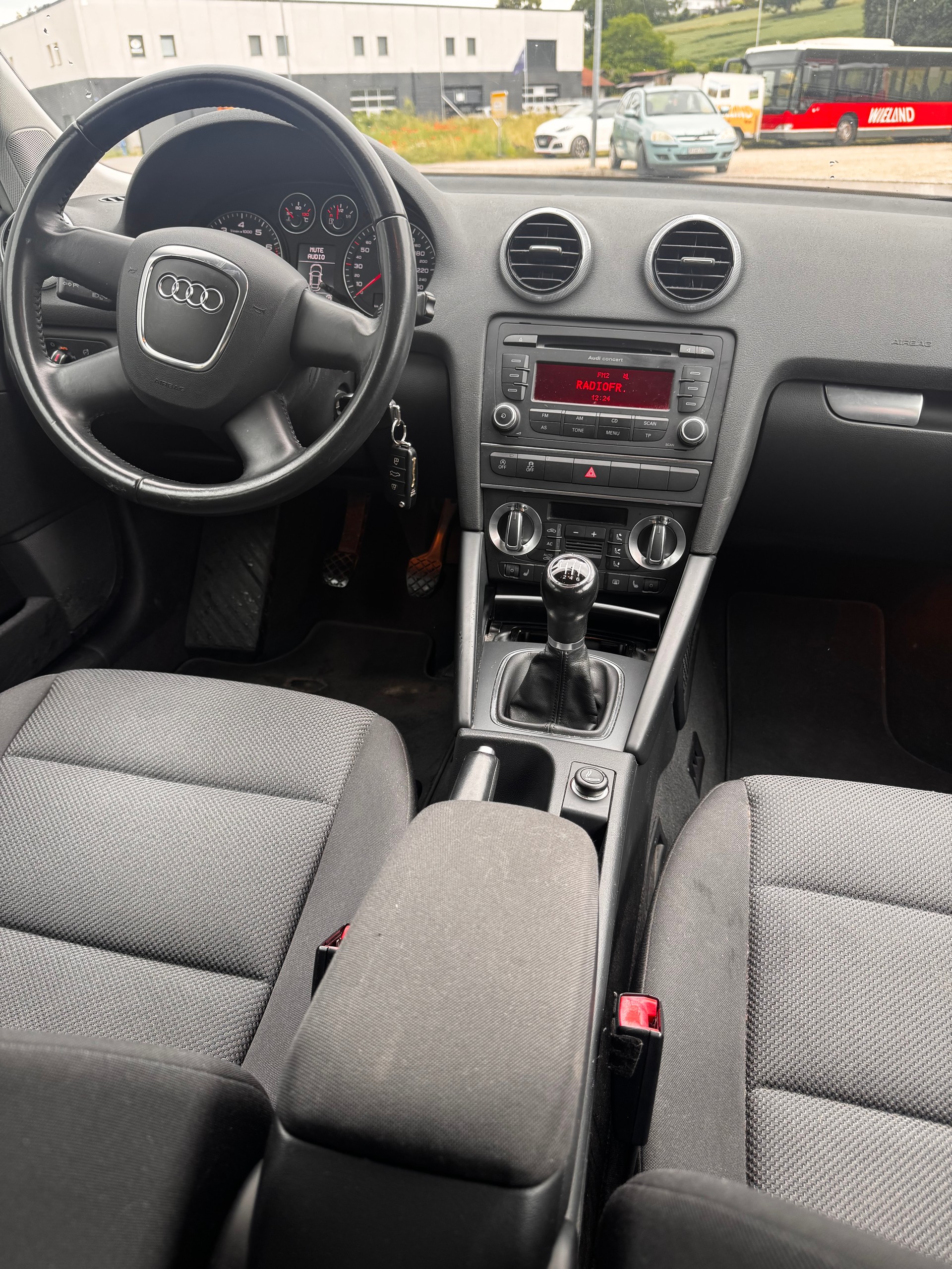 AUDI A3 Sportback 1.4 TFSI-image-11