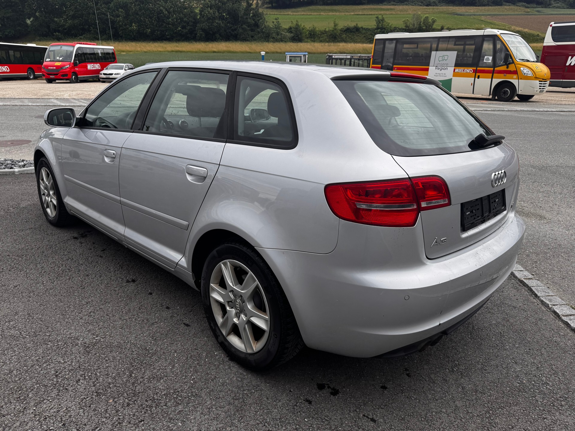 AUDI A3 Sportback 1.4 TFSI-image-8