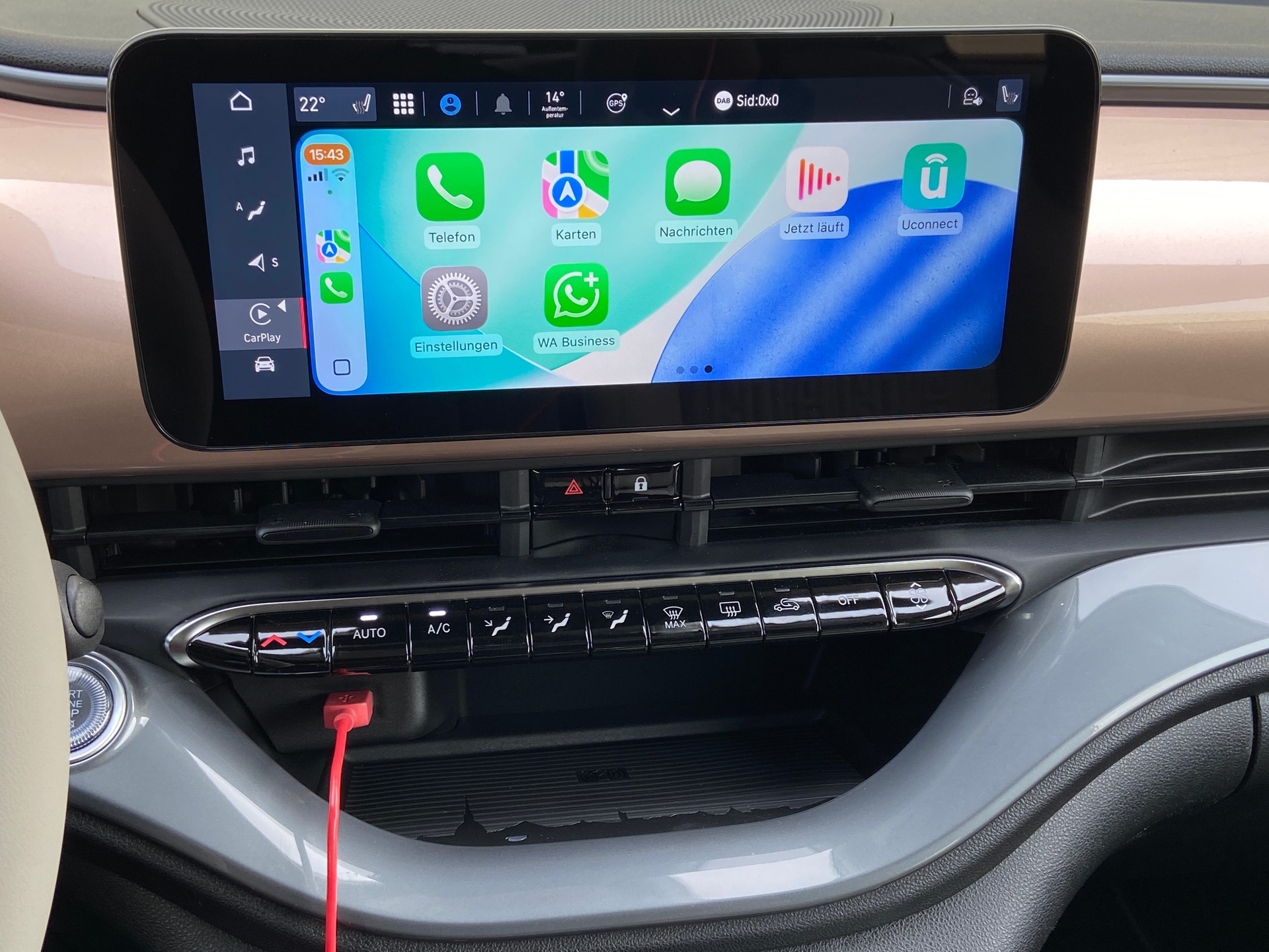 FIAT 500 C electric 87 kW La Prima-image-9
