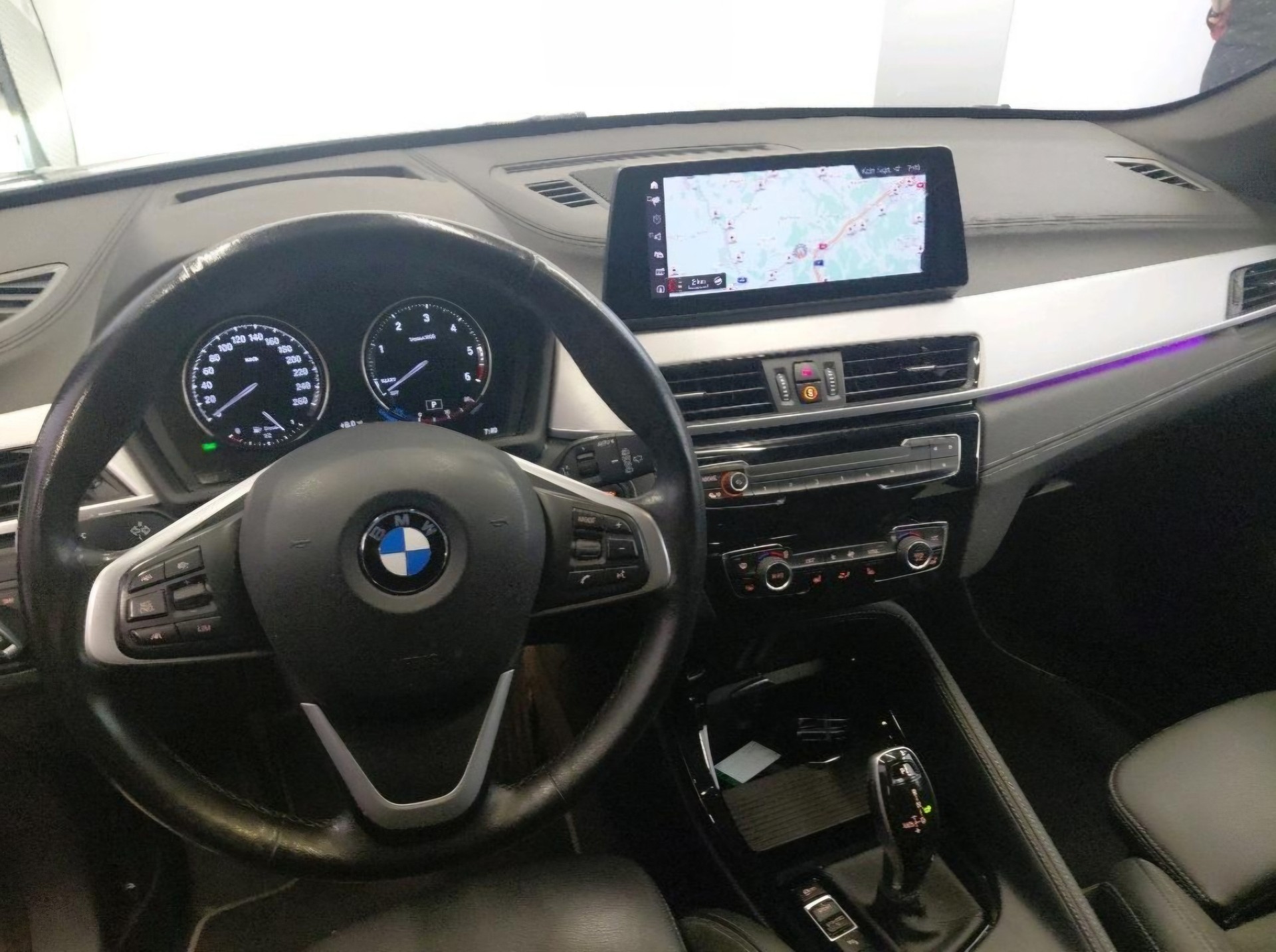 BMW X1 xDrive 20d Sport Line Steptronic-image-3