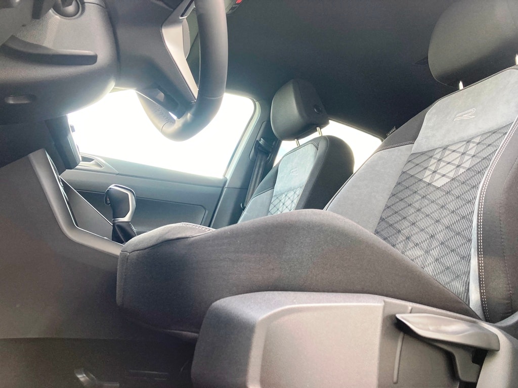 VW Polo 1.0 TSI R-Line DSG-image-12