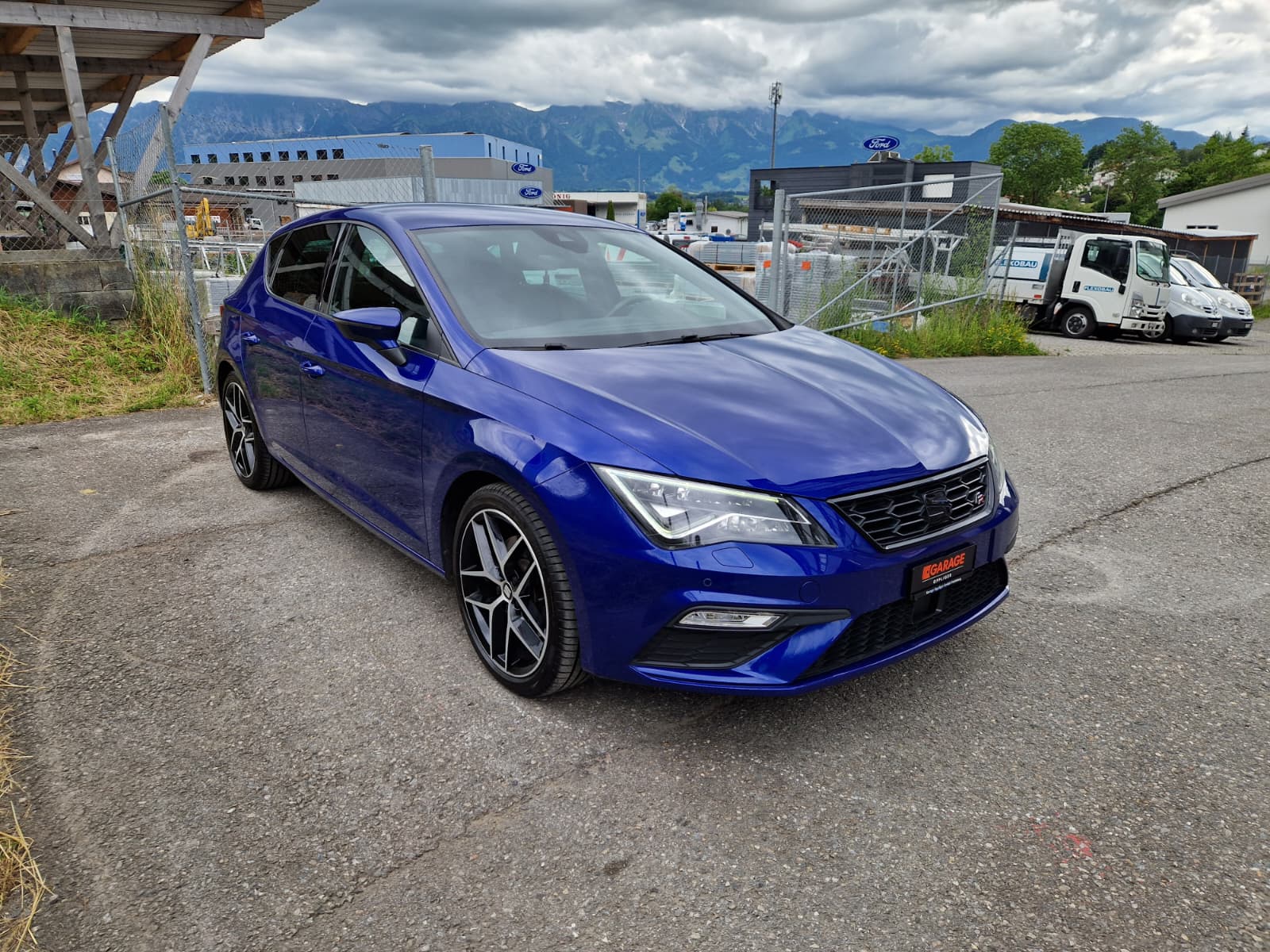 SEAT Leon 2.0 TSI Swiss FR DSG-showroom-element-2