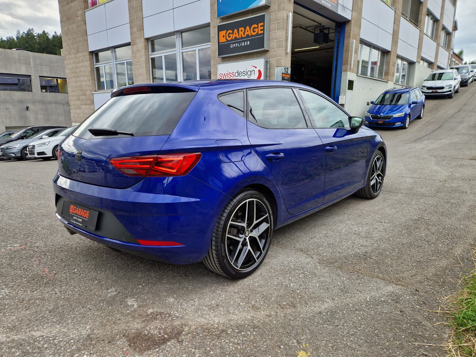 SEAT Leon 2.0 TSI Swiss FR DSG-showroom-element-3
