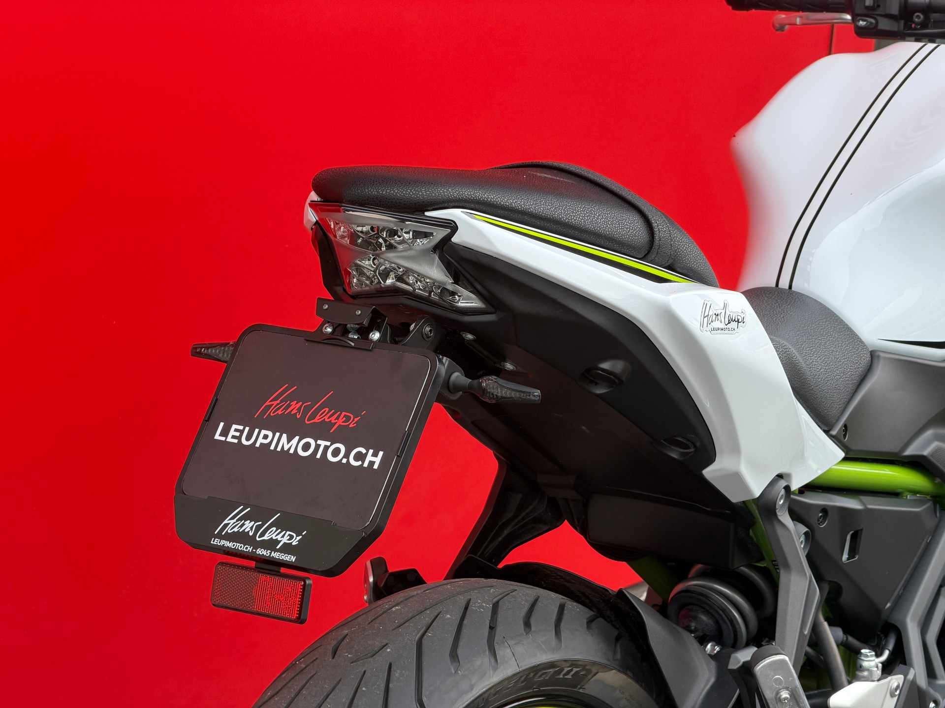 KAWASAKI Z 650 (35kW)-showroom-element-2