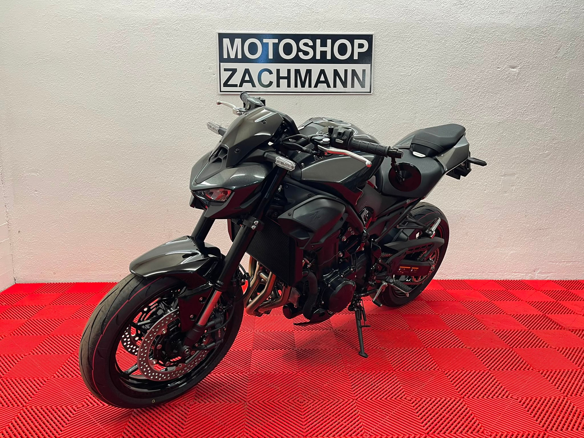 KAWASAKI Z 900 (70kW)-image-2