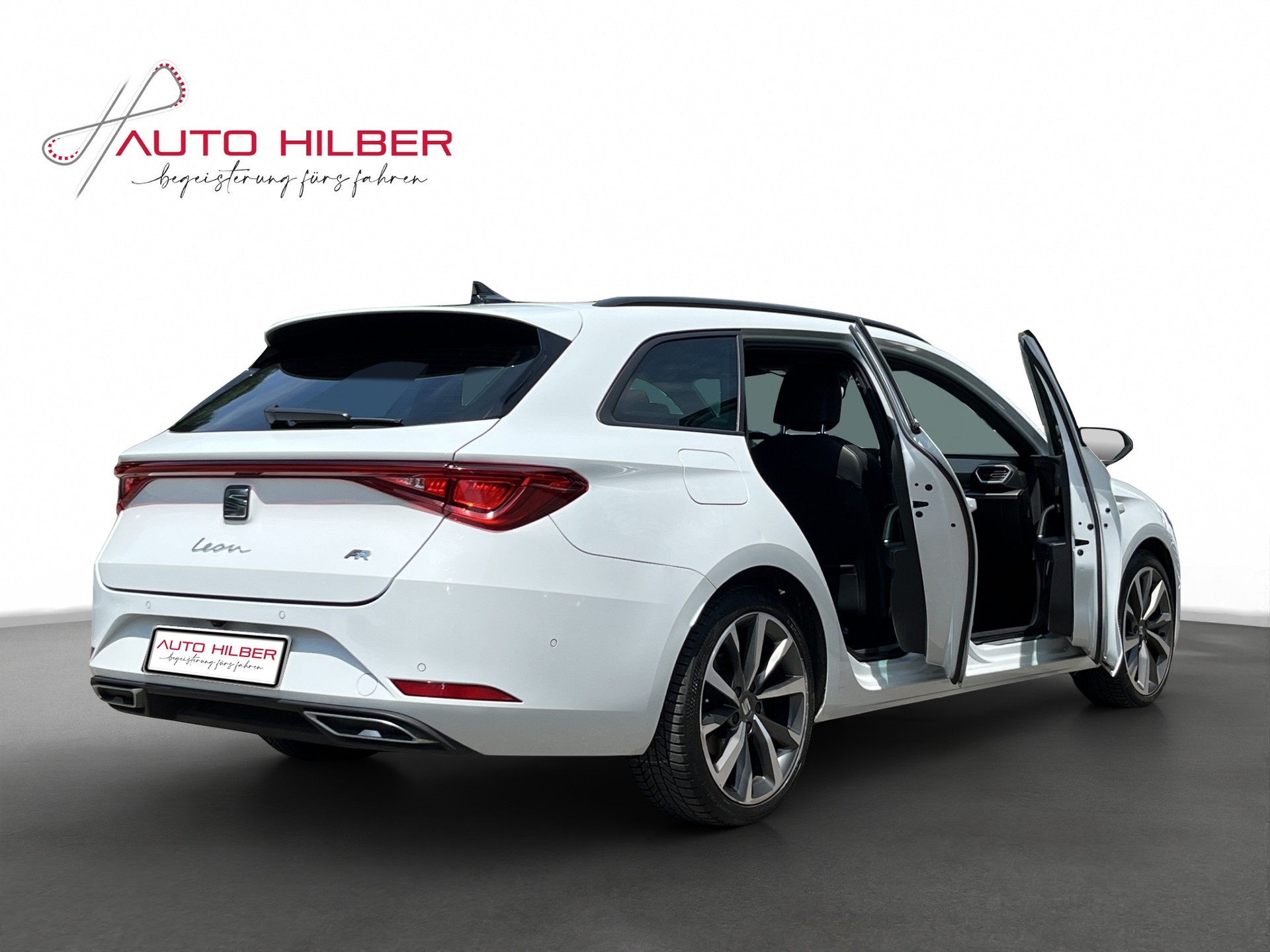 SEAT Leon ST 1.5 eTSI mHEV DSG FR-image-6
