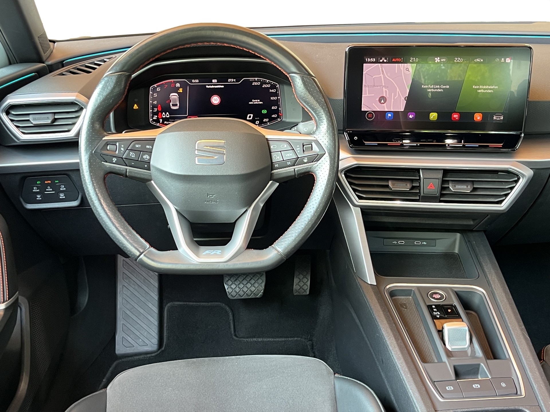 SEAT Leon ST 1.5 eTSI mHEV DSG FR-image-8