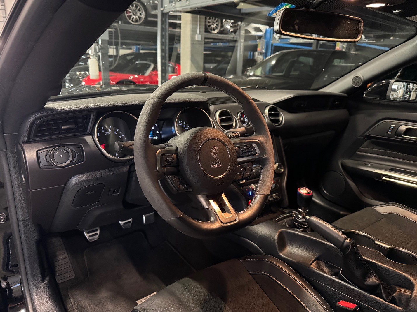 FORD Mustang Shelby GT350 *track pack*-image-8