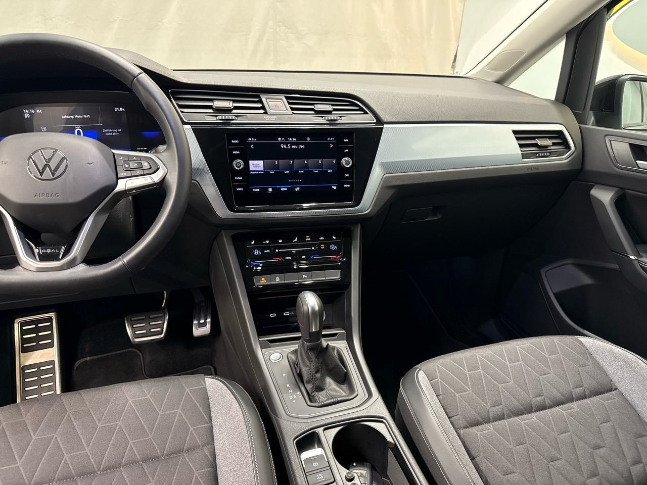 VW Touran 1.5 TSI EVO Goal 7-Sitze-image-4