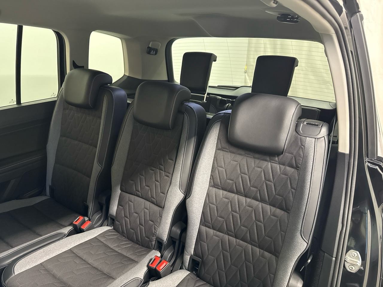 VW Touran 1.5 TSI EVO Goal 7-Sitze-image-10