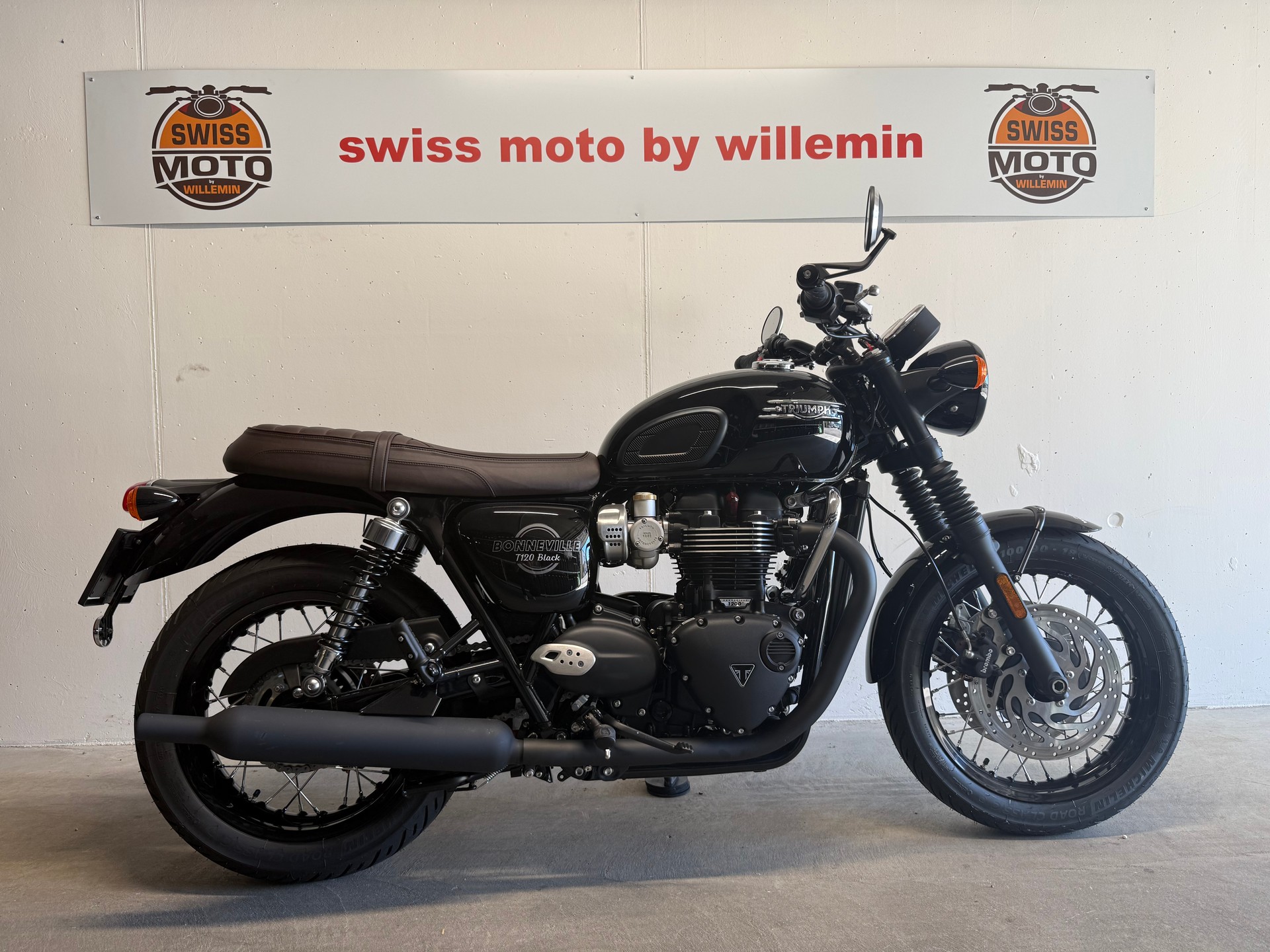 TRIUMPH Bonneville T120 Black-image-6