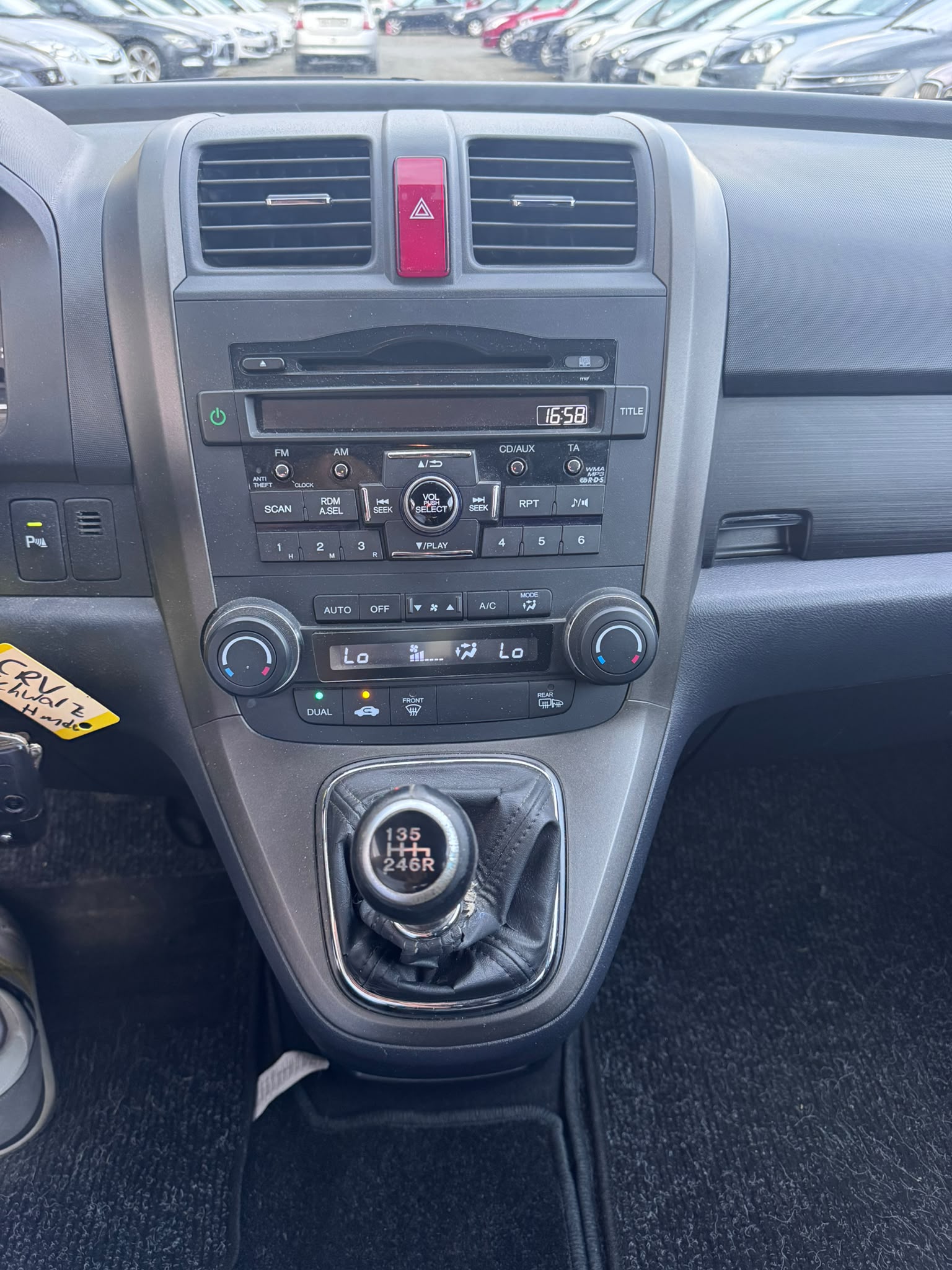 HONDA CR-V 2.2 i-DTEC 4WD Executive Plus-image-6
