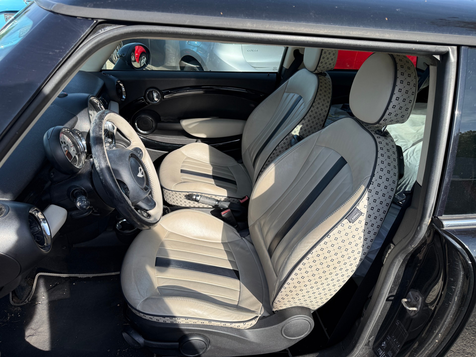 MINI Cooper-image-11